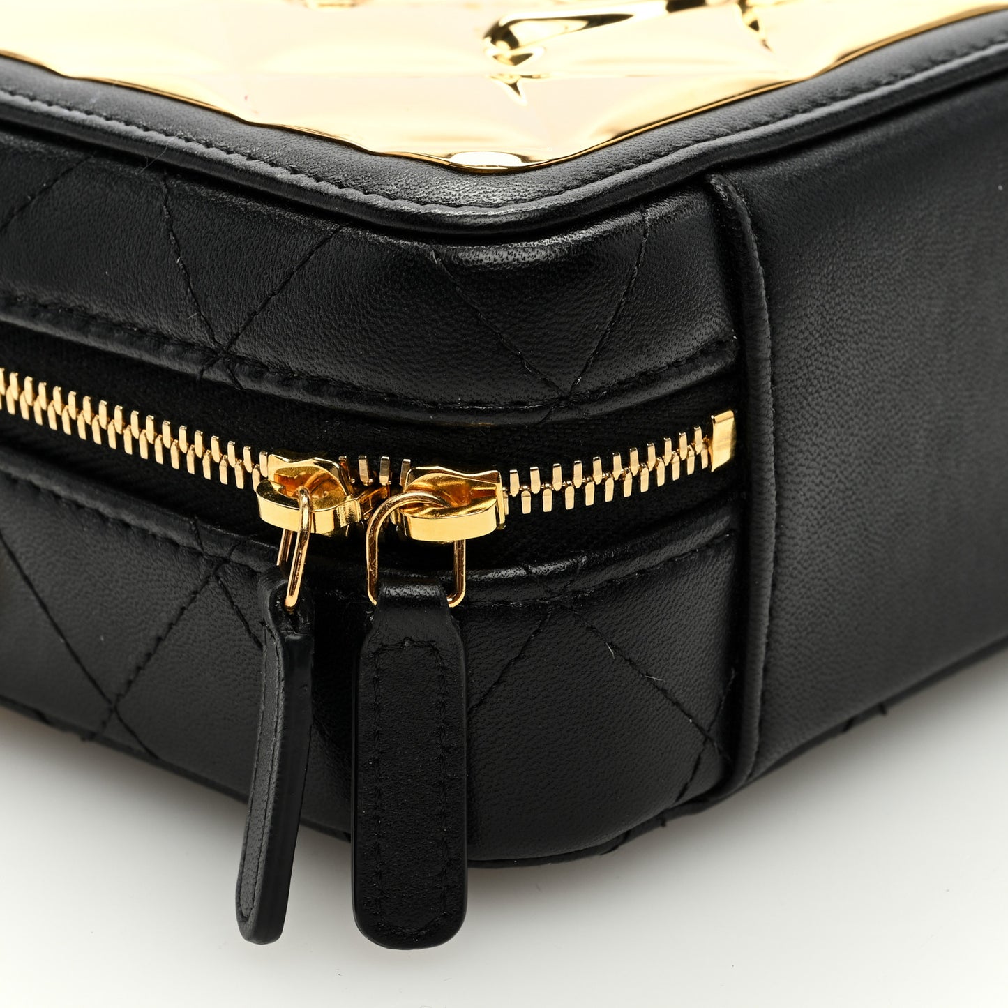 Lambskin Quilted Golden Plate Clutch With Chain Black