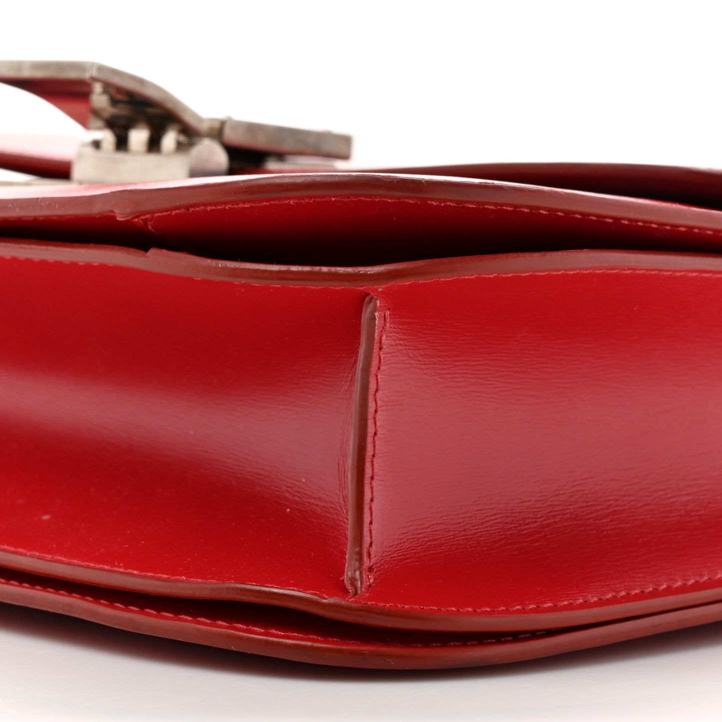 Box Calfskin Medium Classic Box Flap Bag Red