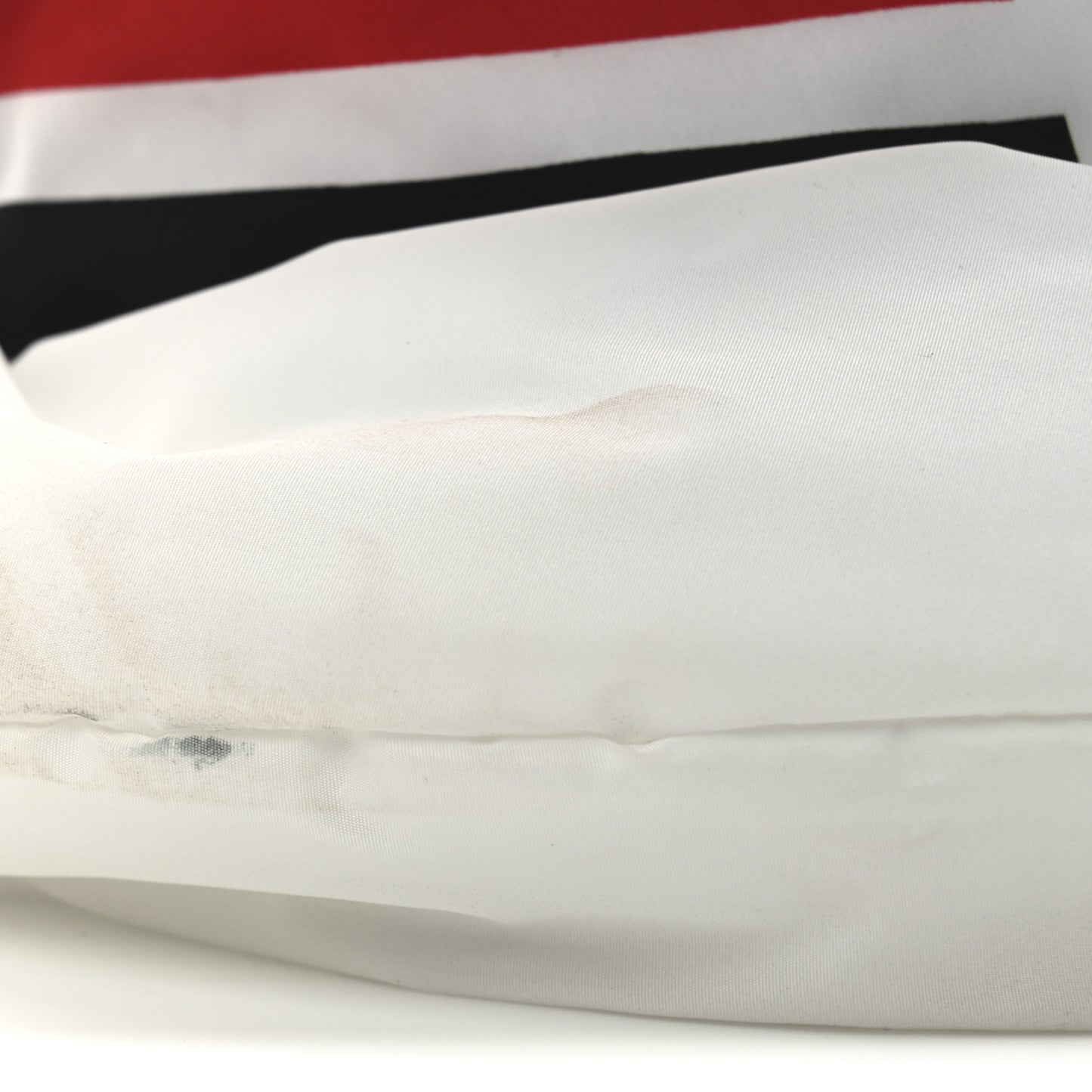 Re-Nylon Triangle Logo Padded Mens Bucket Hat M White Rosso