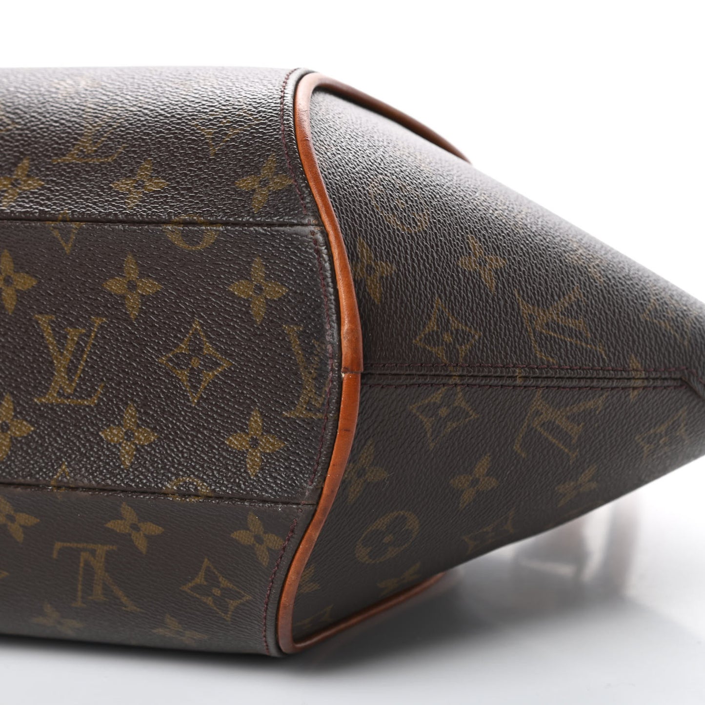 Monogram Ellipse MM