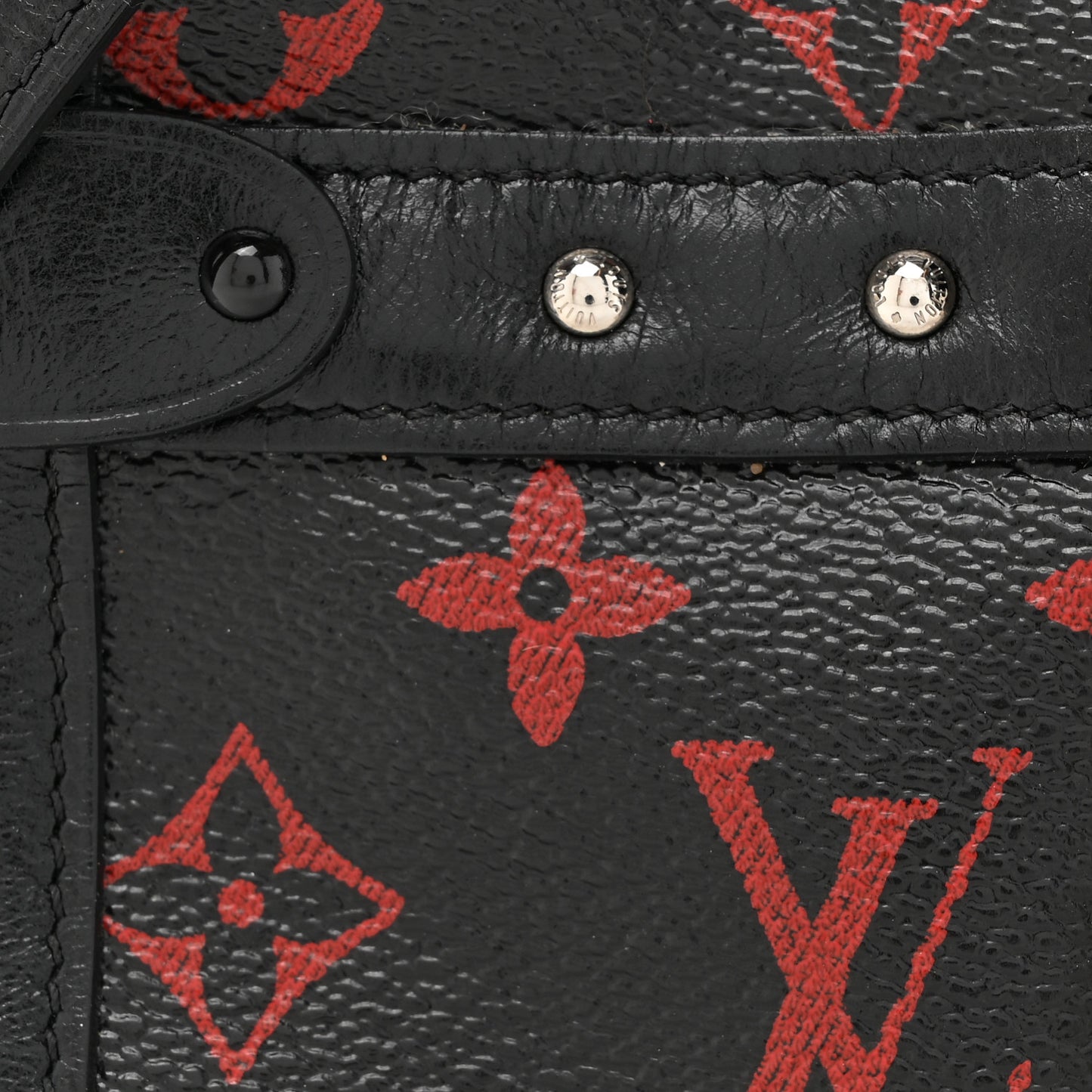 Monogram Petite Malle Soft Infrarouge