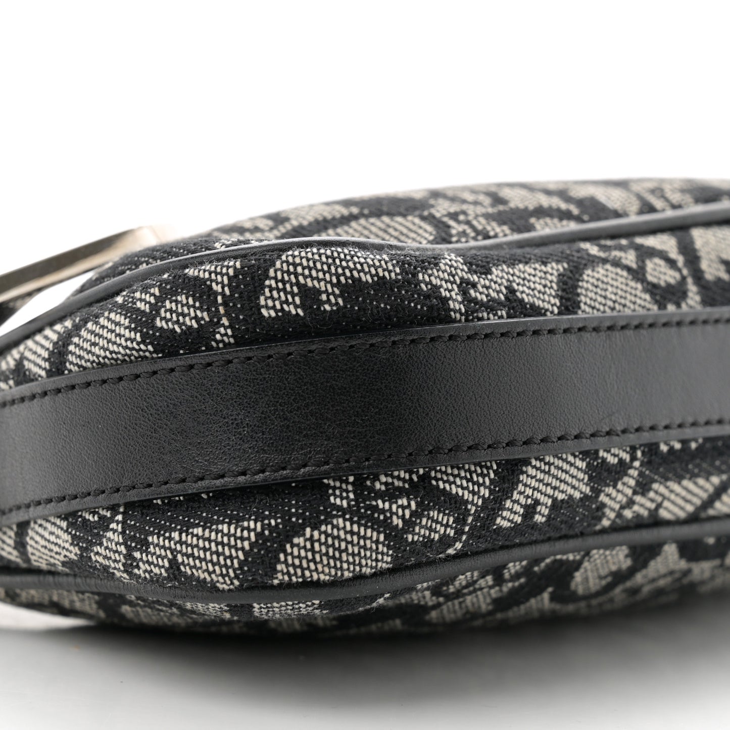Monogram Shoulder Bag Pochette Black