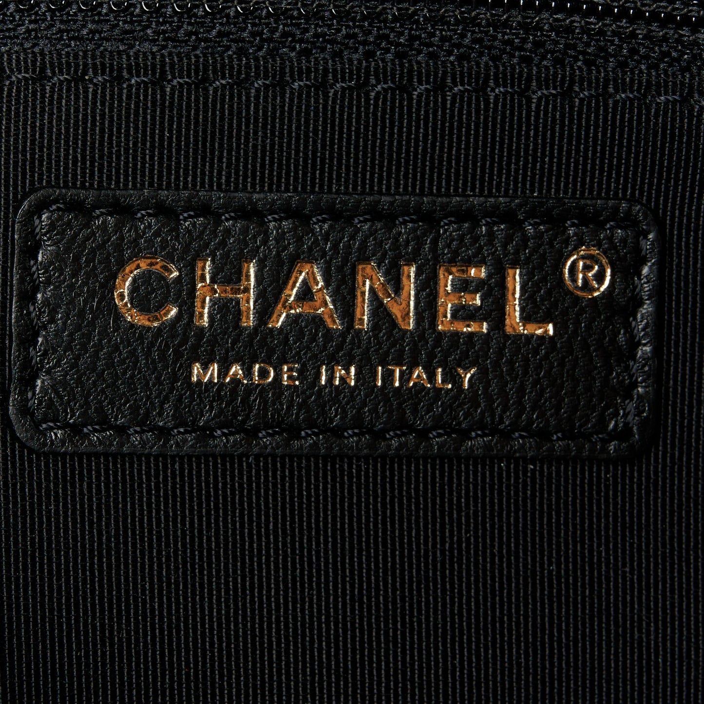 Caviar Quilted Waist Bag With Pouch Black