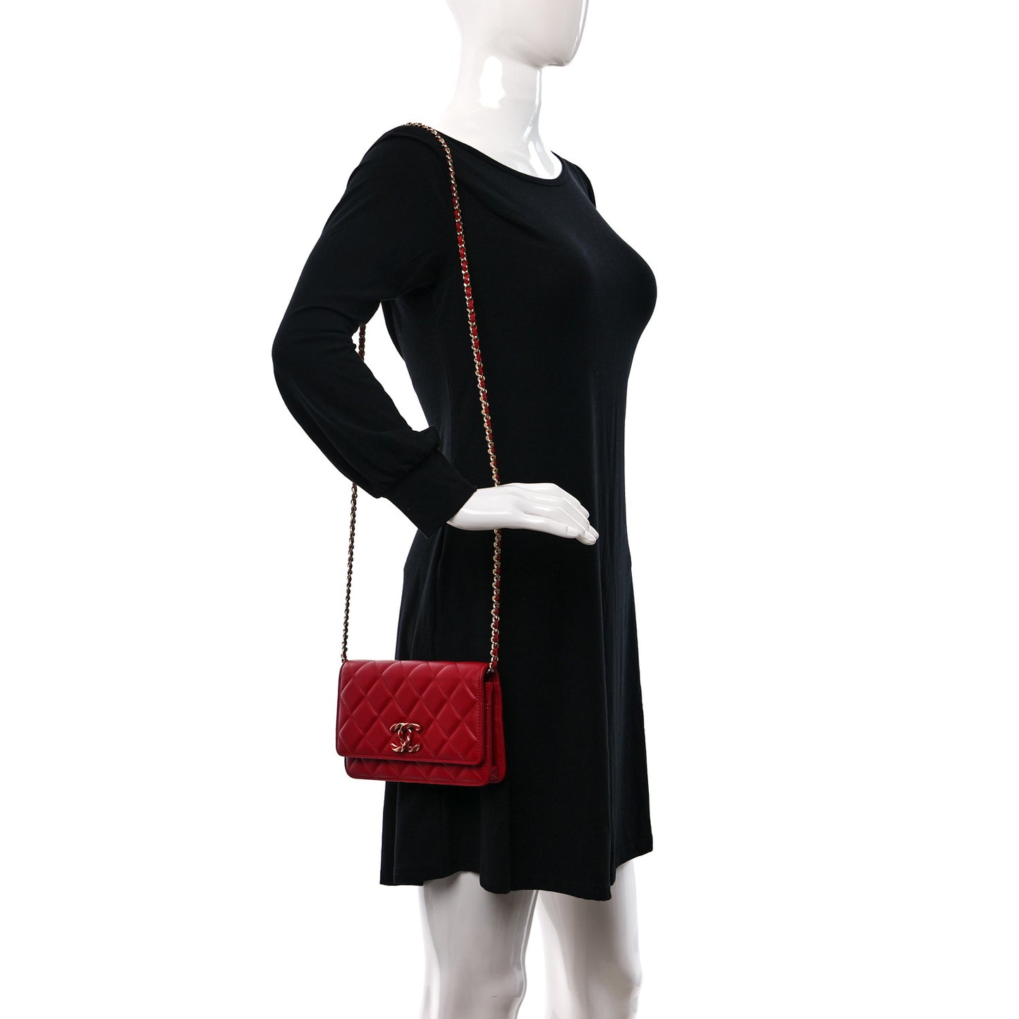 Lambskin Quilted Twisted CC Wallet On Chain WOC Red