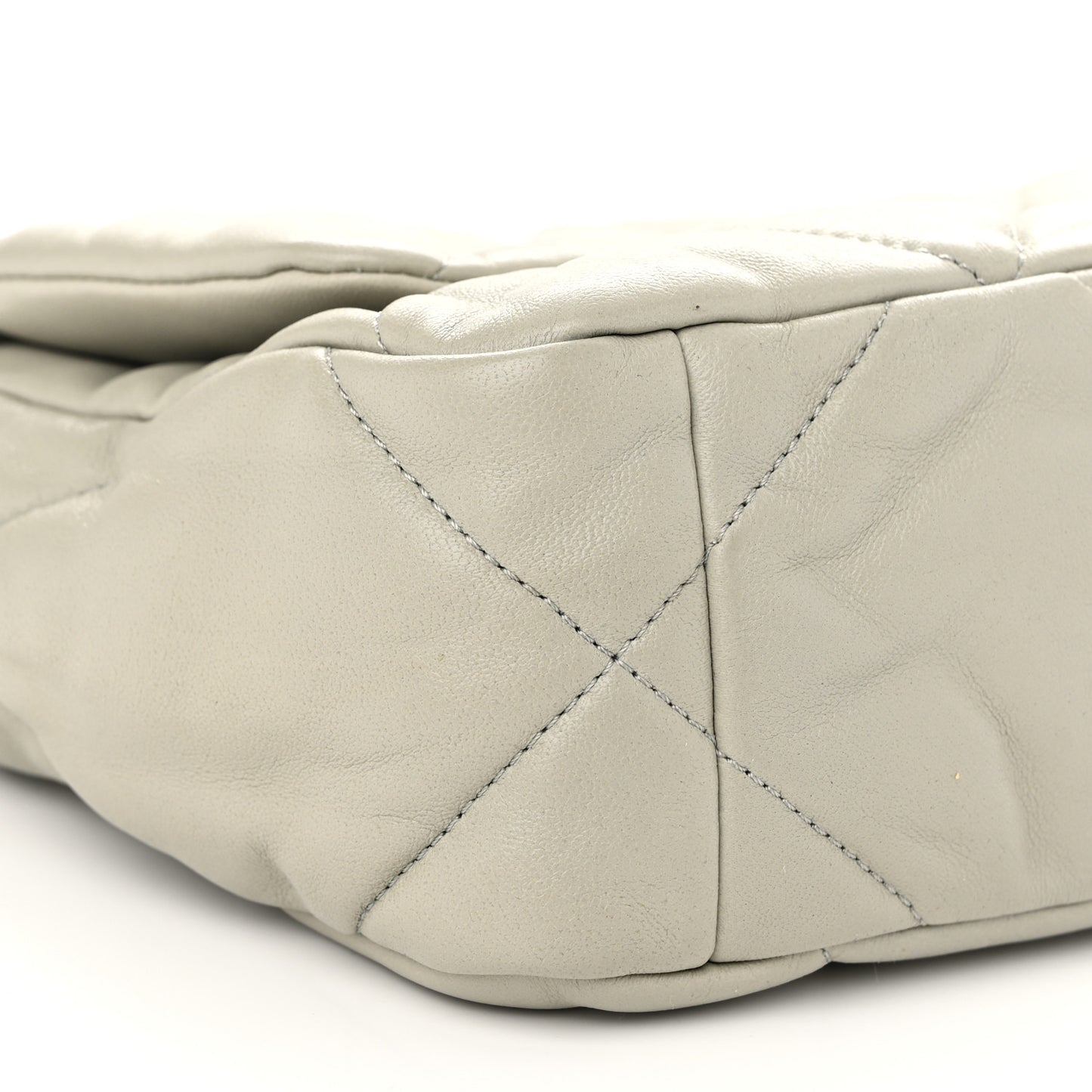 Lambskin Quilted Medium Chanel 19 Flap Light Grey