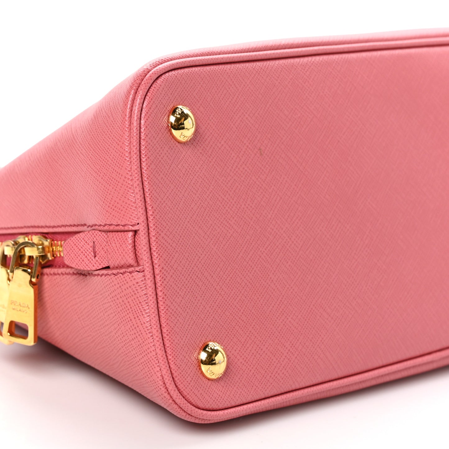 Saffiano Lux Medium Promenade Tote Tamaris