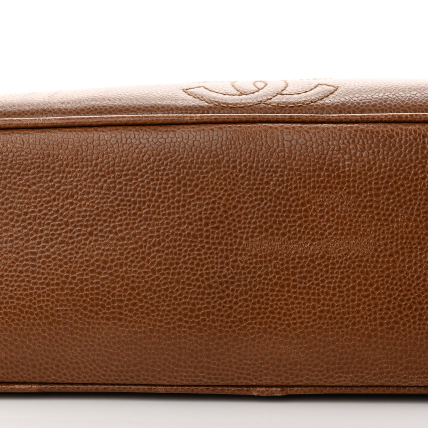 Caviar CC Shoulder Bag Brown