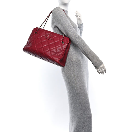 Calfskin Double Stitch Large Hamptons Tote Red