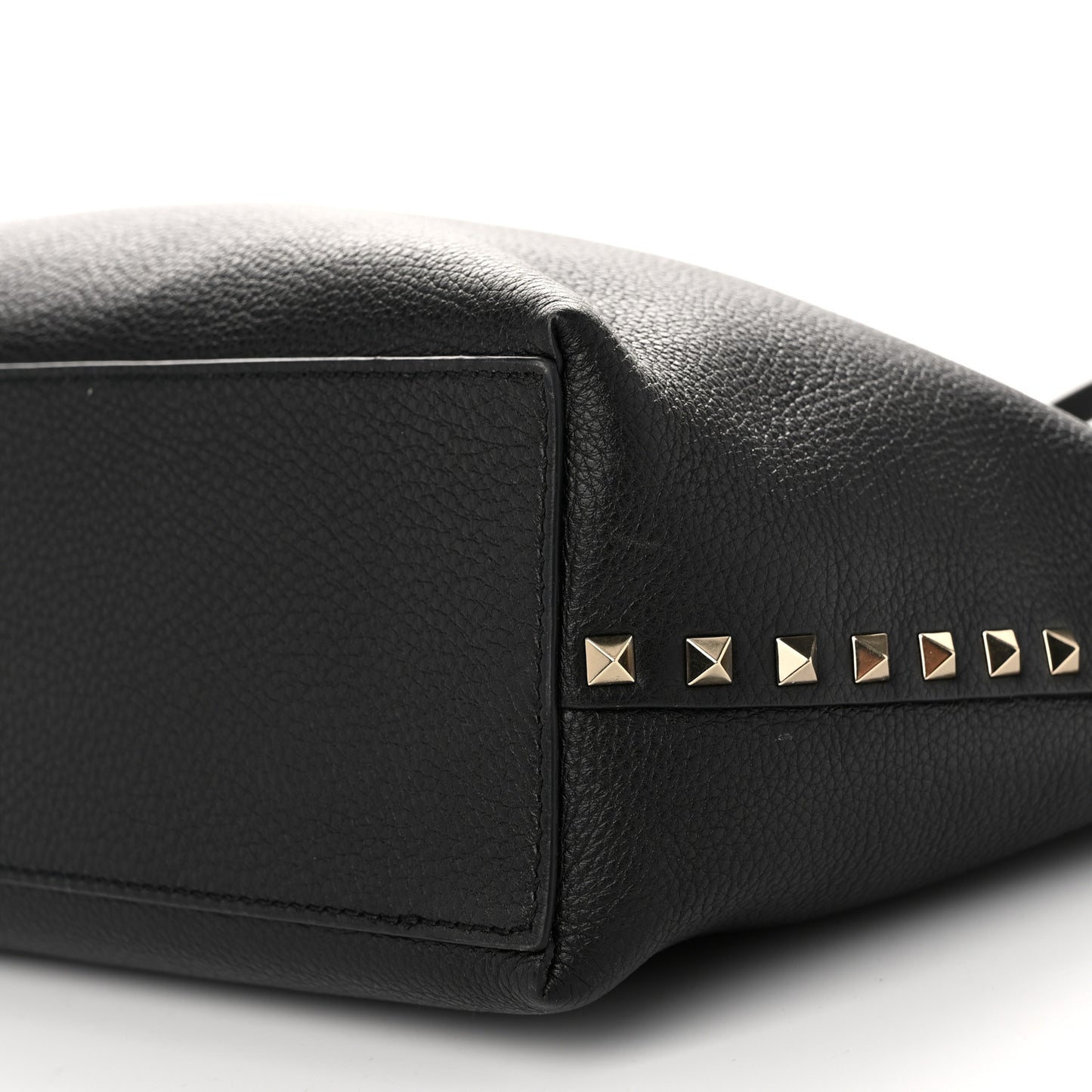 Grainy Calfskin Medium Rockstud Tote Black Rose Quartz