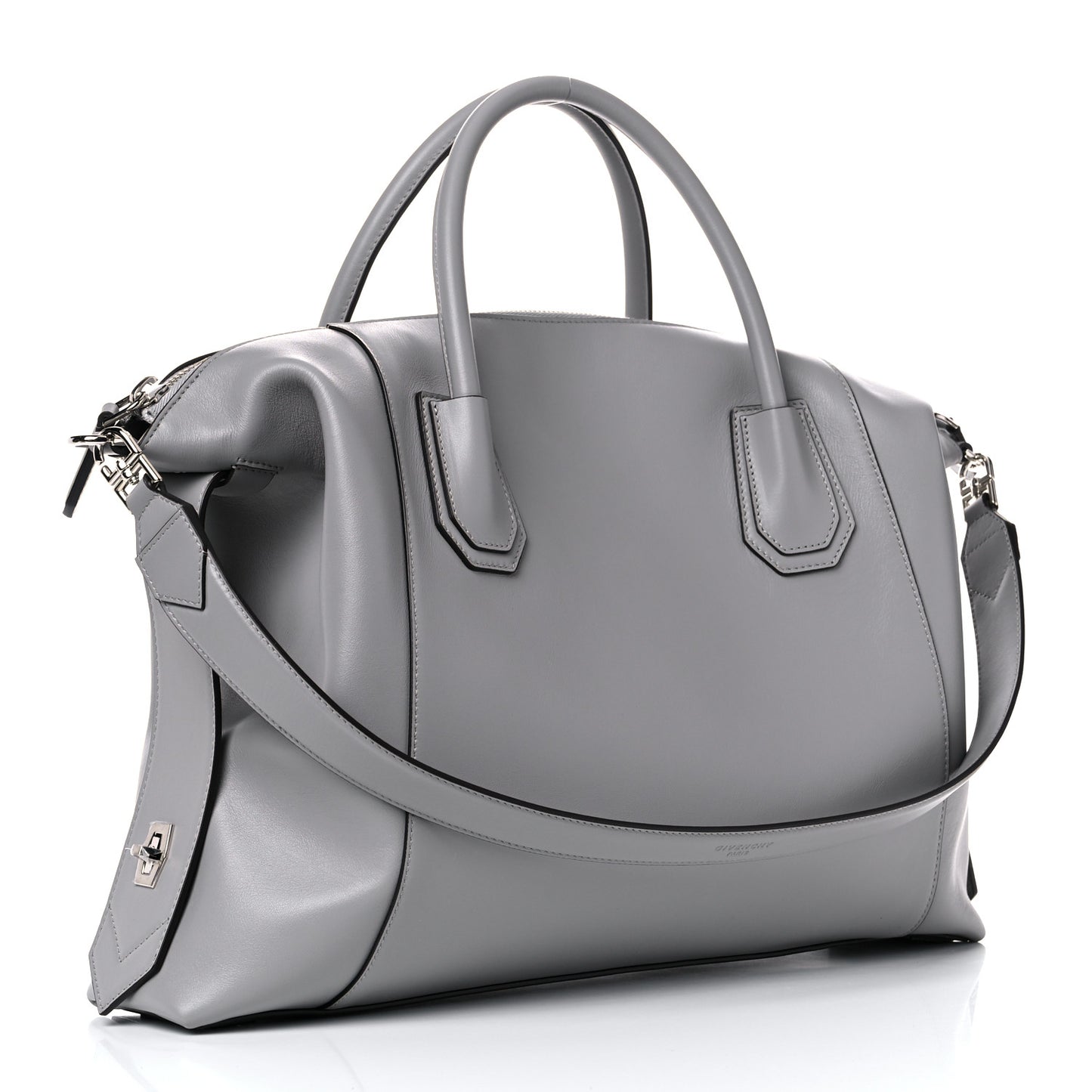 Soft Calfskin Medium Soft Antigona Pearl Grey