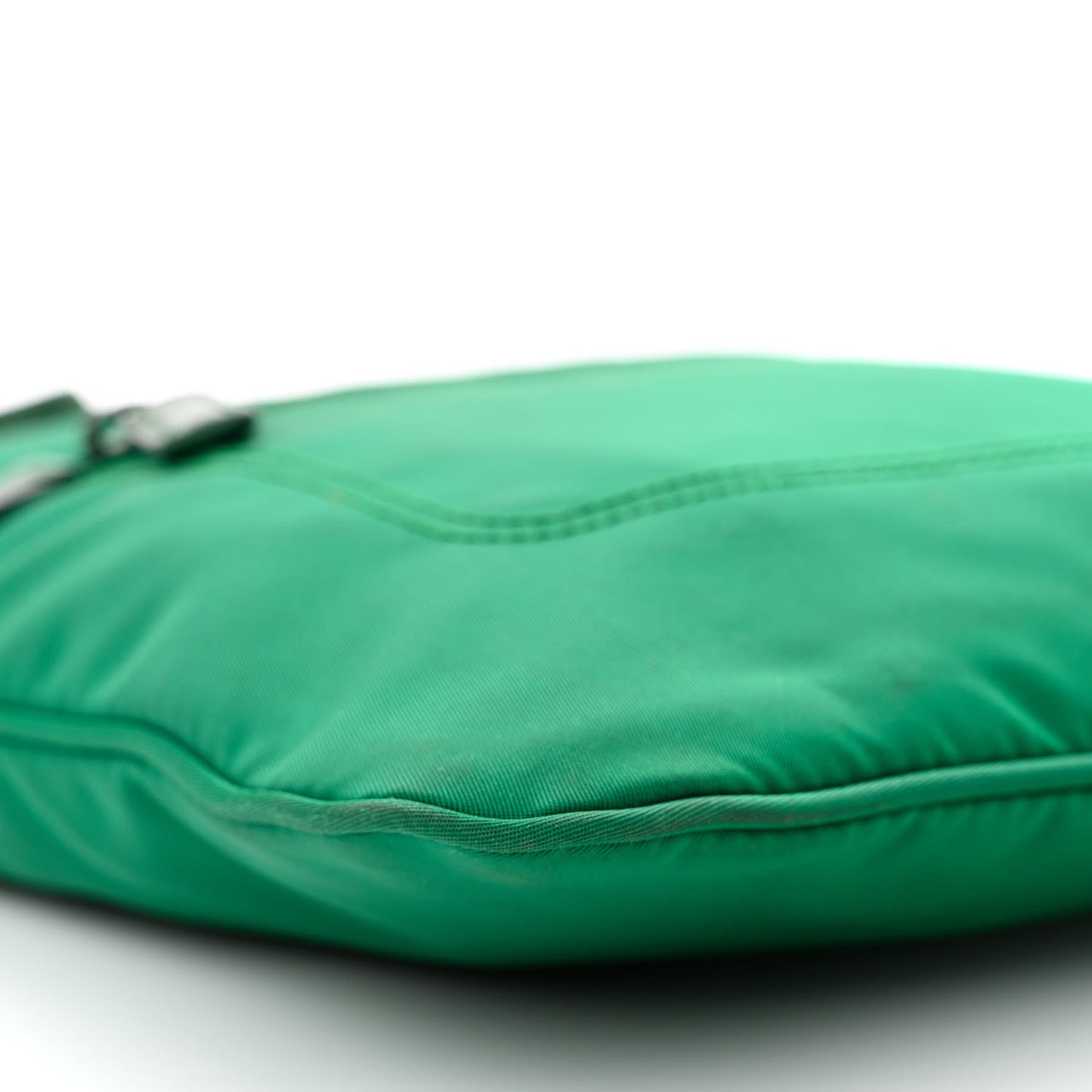 Tessuto Nylon Saffiano Flat Messenger Bag Oleandro