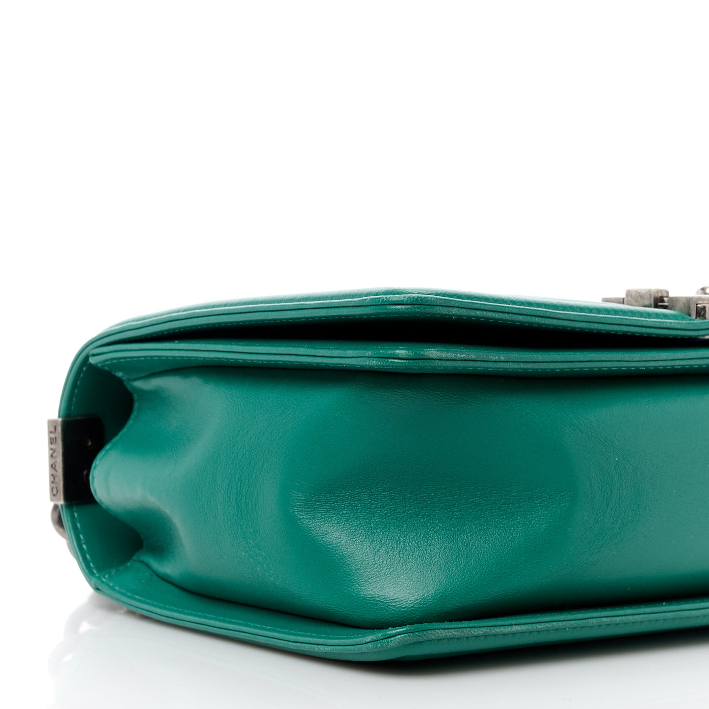 Lambskin Quilted Medium Boy Flap Green