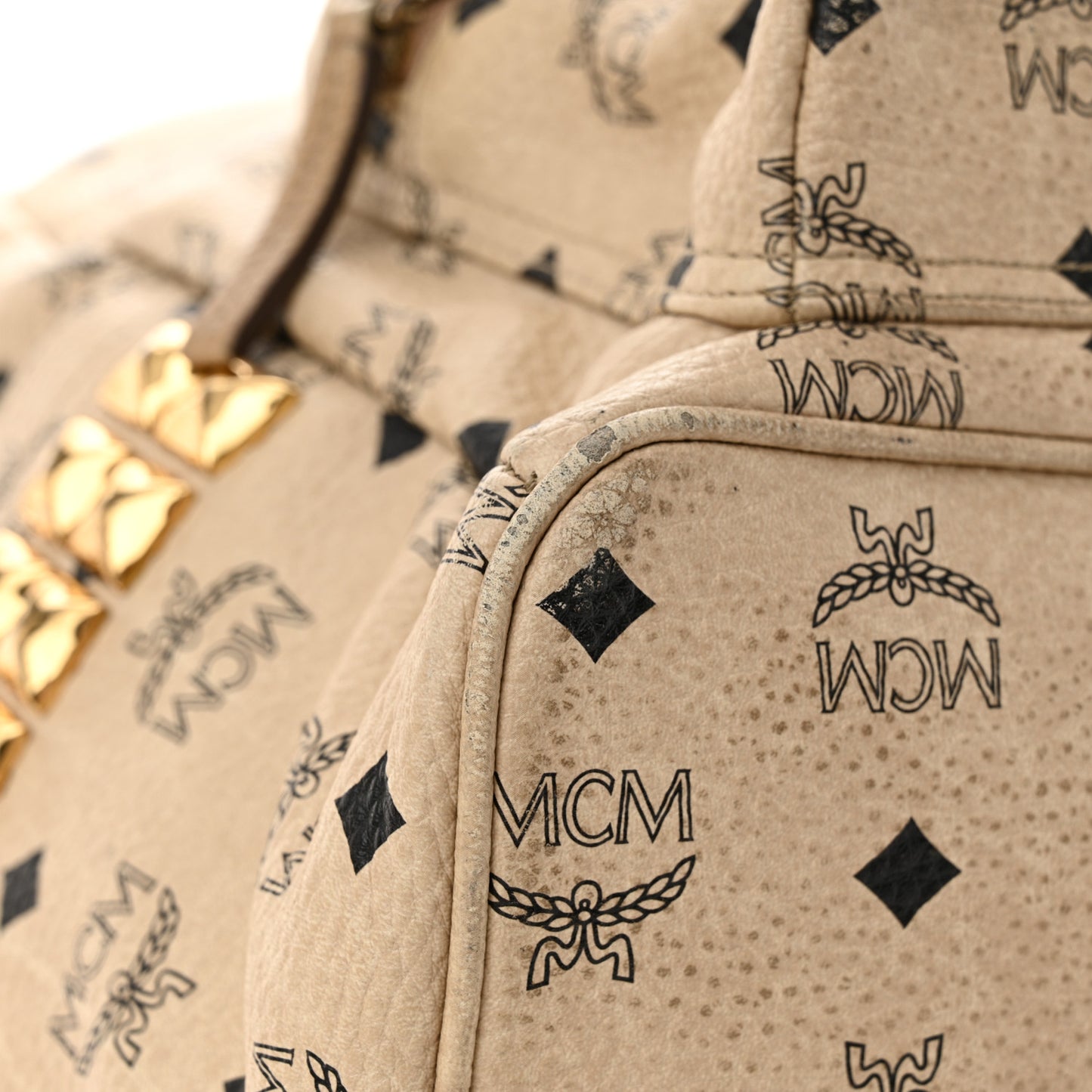 Visetos Medium Side Studs Stark Backpack Beige