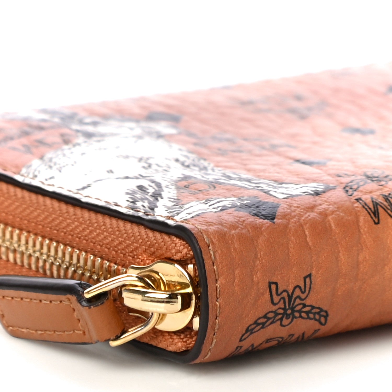 MCM Visetos Rabbit Zip Around Wallet Cognac 8 of 10