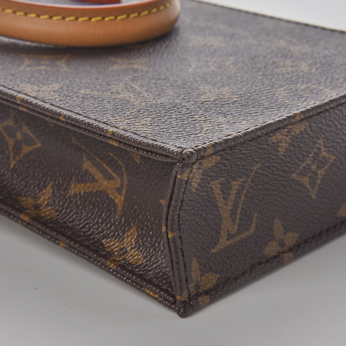 Monogram Petit Sac Plat