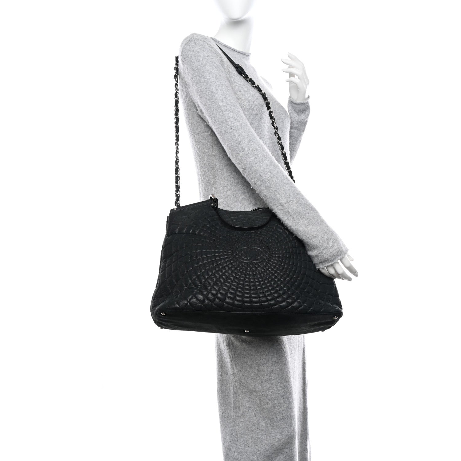 Chanel Iridescent Calfskin Large Sea Hit Tote Black 2 of 12