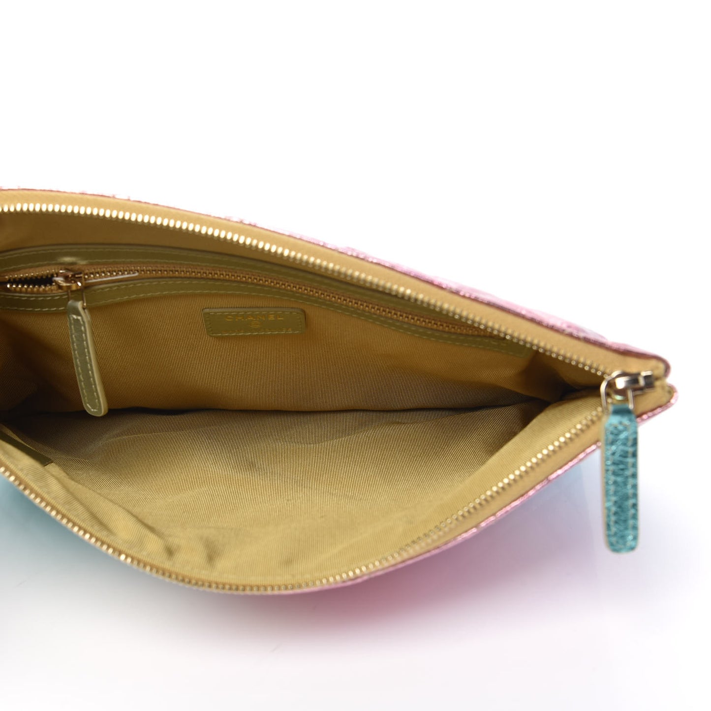 Metallic Goatskin Quilted Medium 2.55 Reissue Cosmetic Case Multicolor