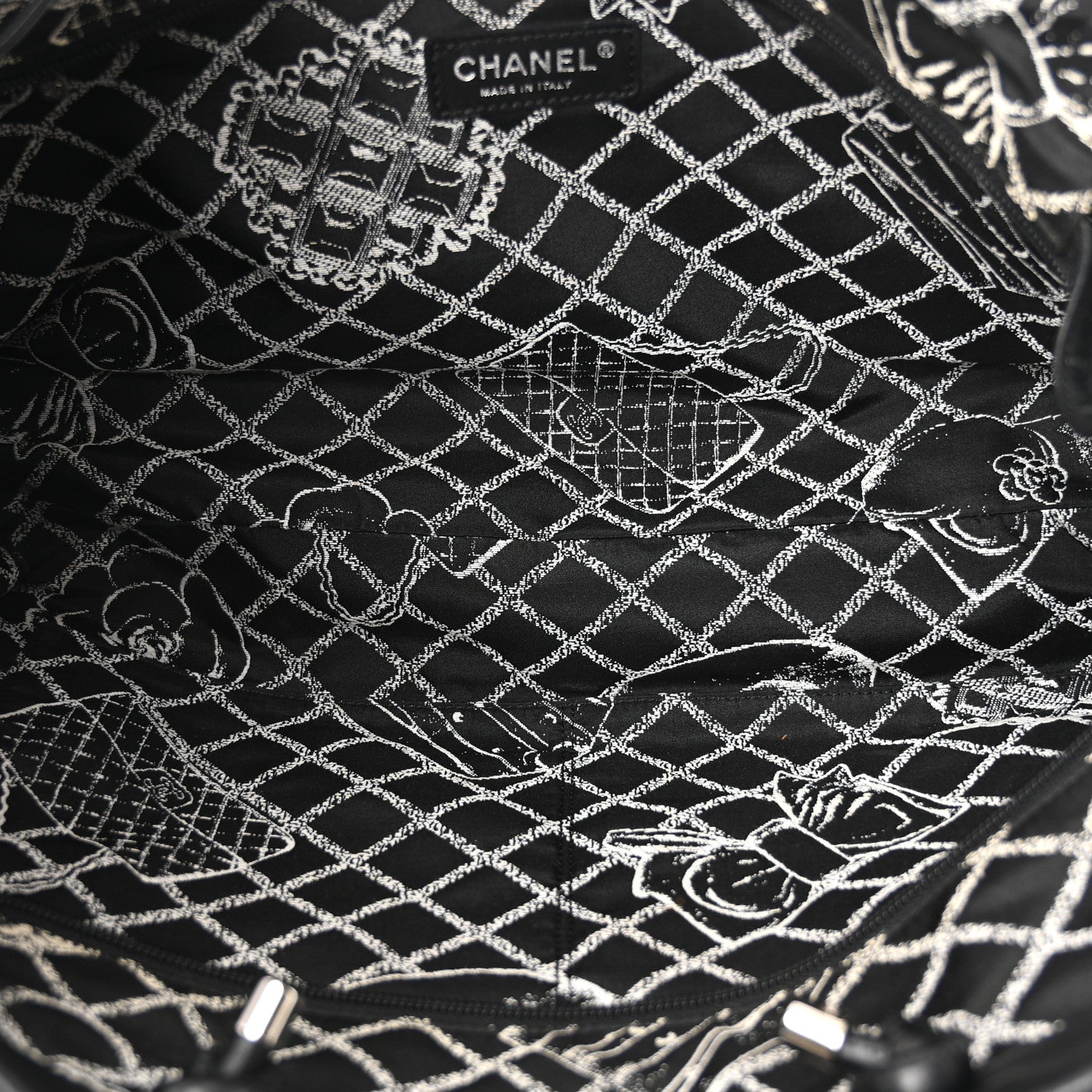 Chanel Calfskin Large Essential 31 Rue Cambon Tote Black 5 of 12