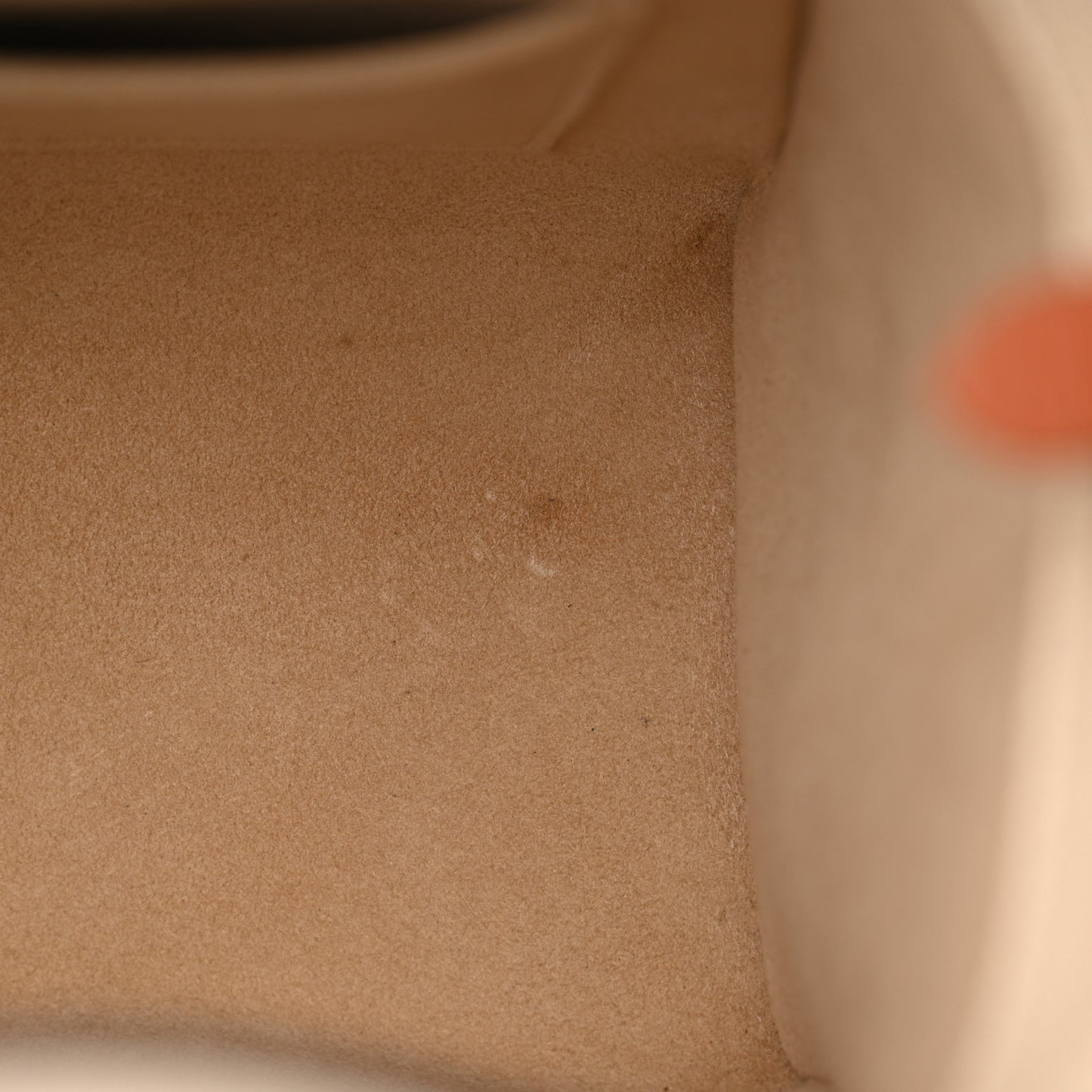 Calfskin Monogram Tufting On My Side Galet