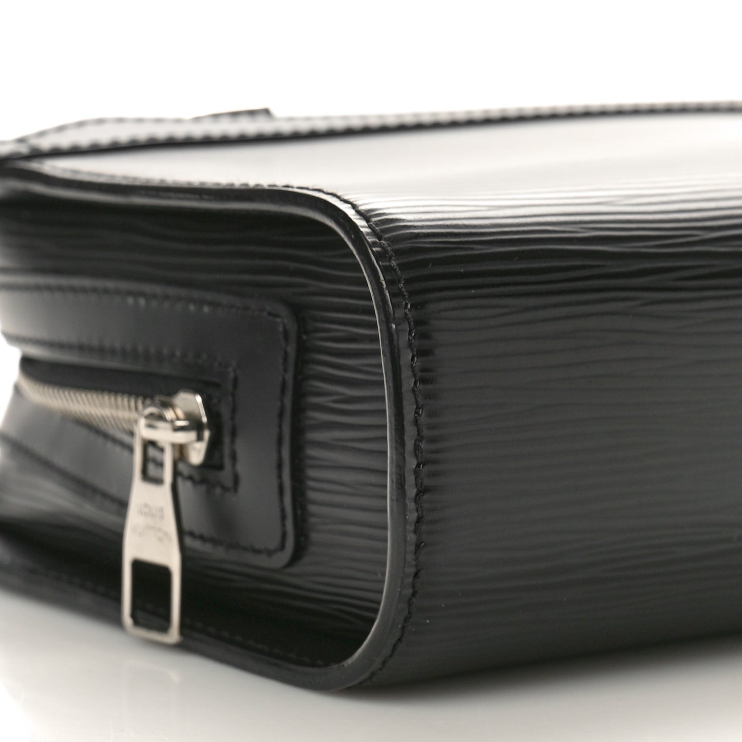 Epi Hoche Wristlet Black