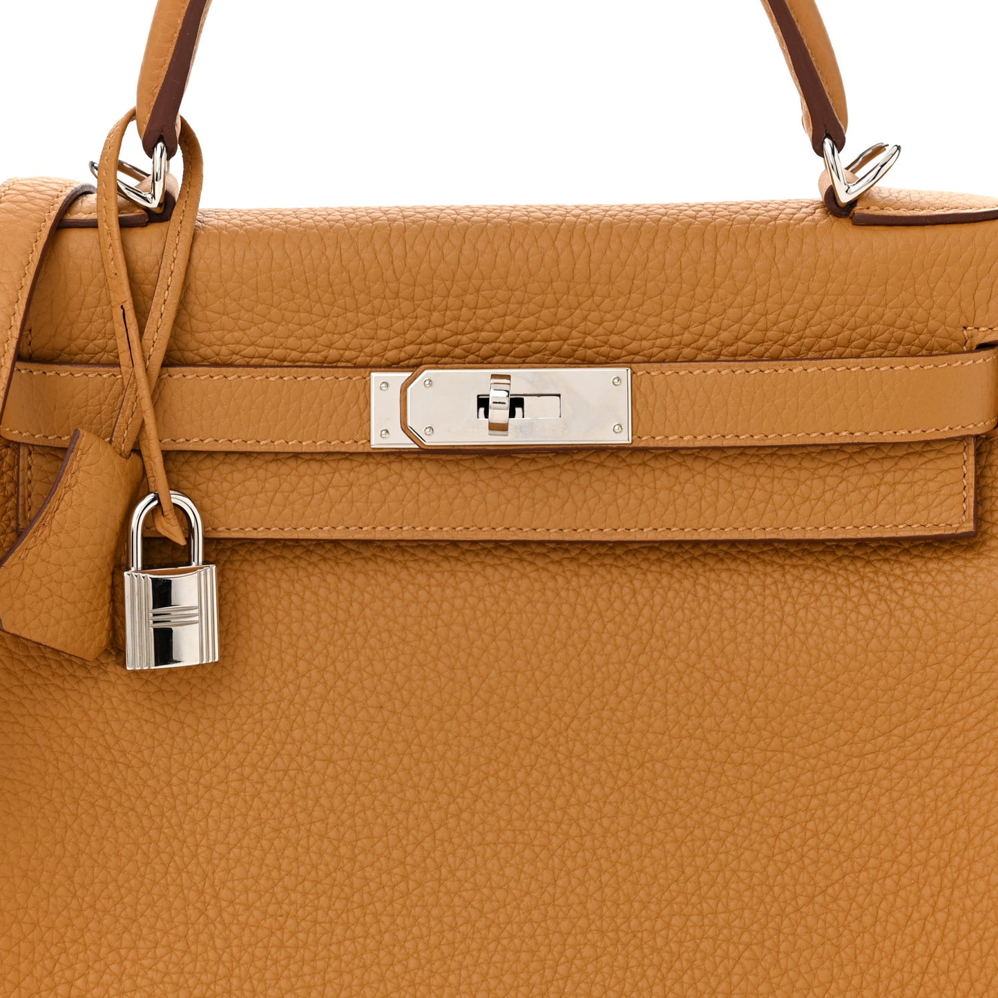 Taurillon Clemence Kelly Retourne 28 Sesame