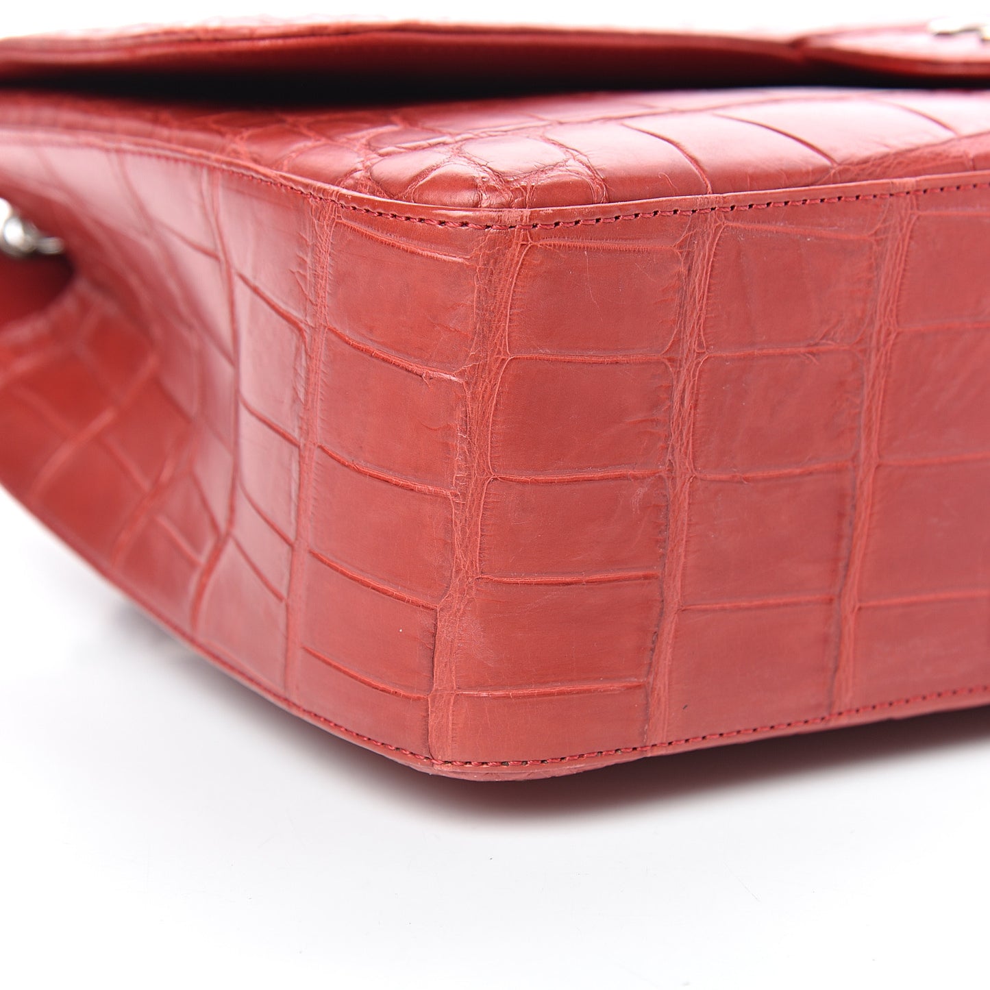 Matte Alligator Jumbo Single Flap Red