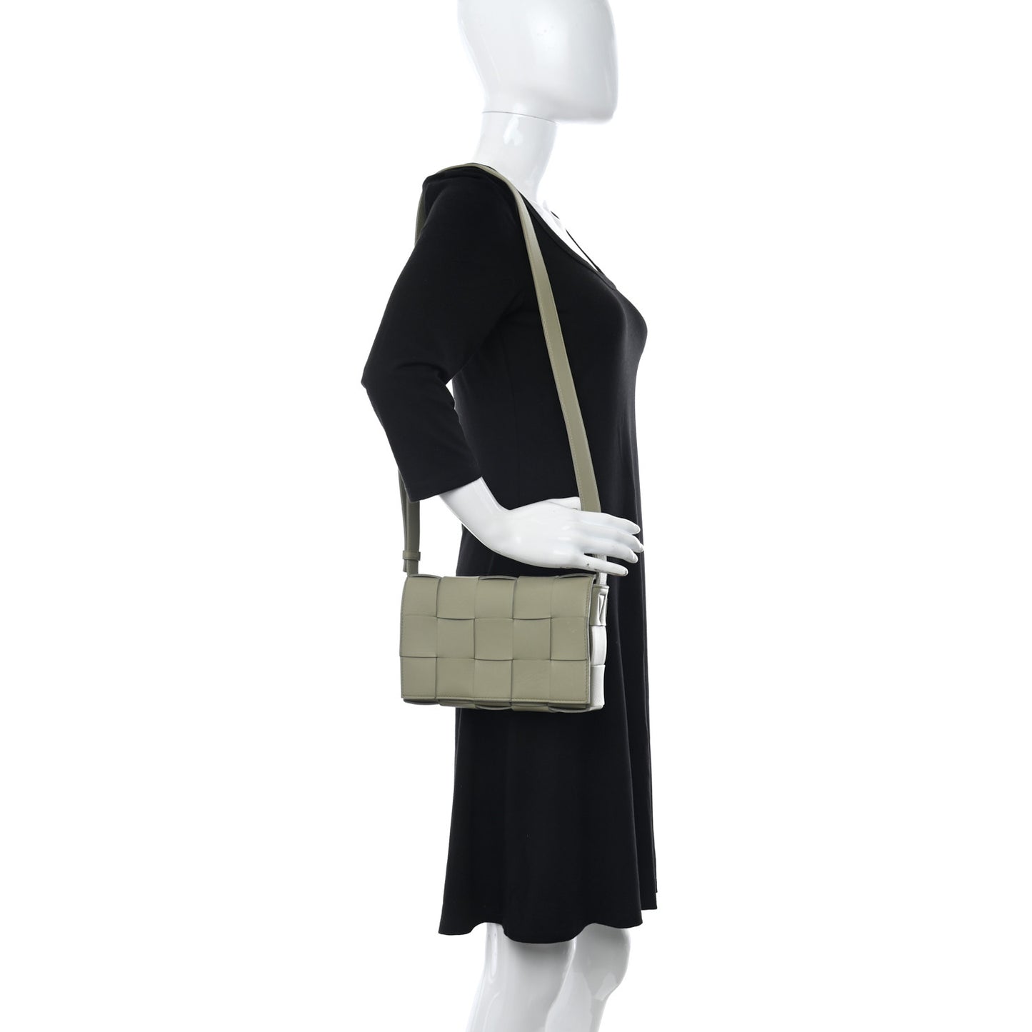 Lambskin Maxi Intrecciato Cassette Crossbody Bag Travertine