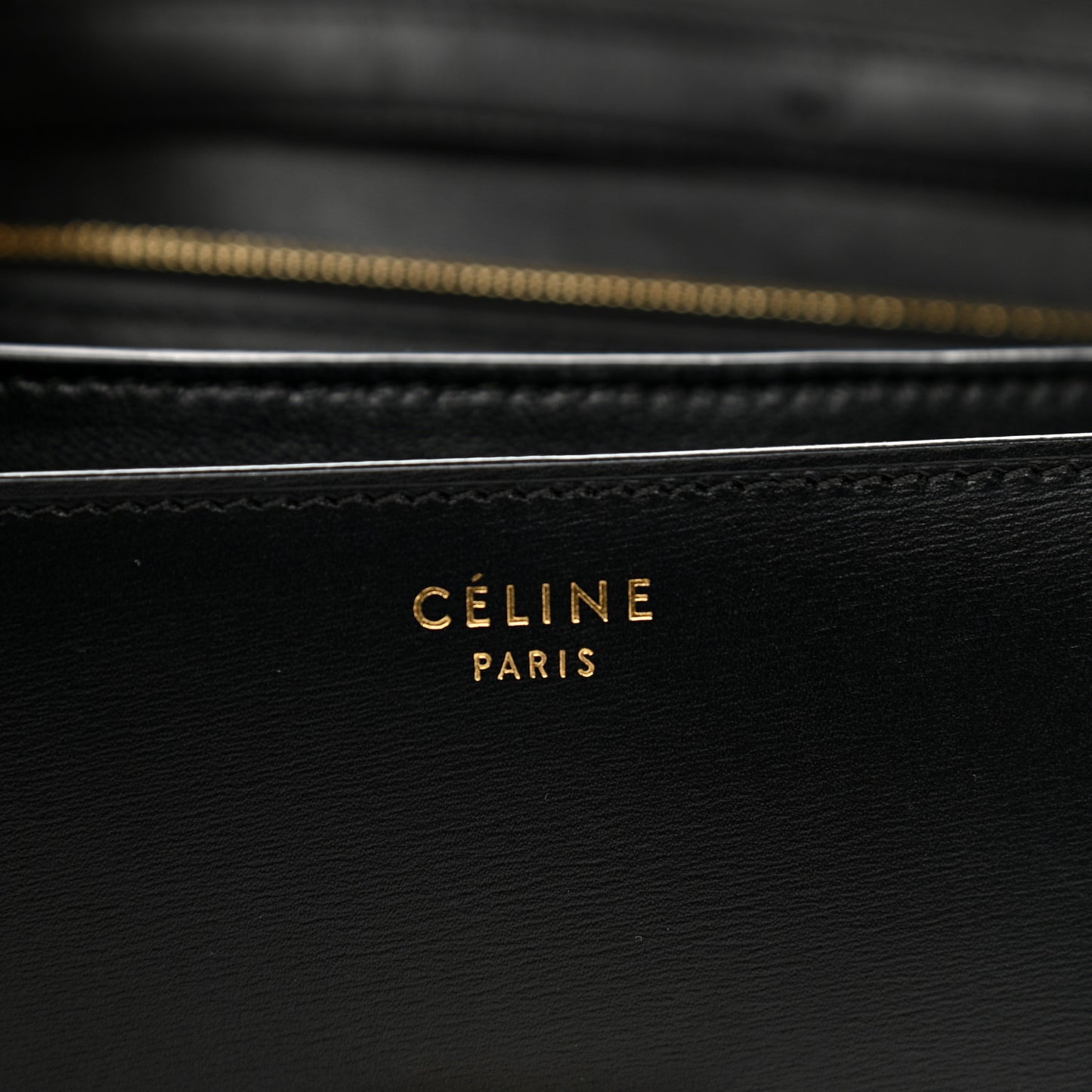Box Medium Classic Box Flap Bag Black