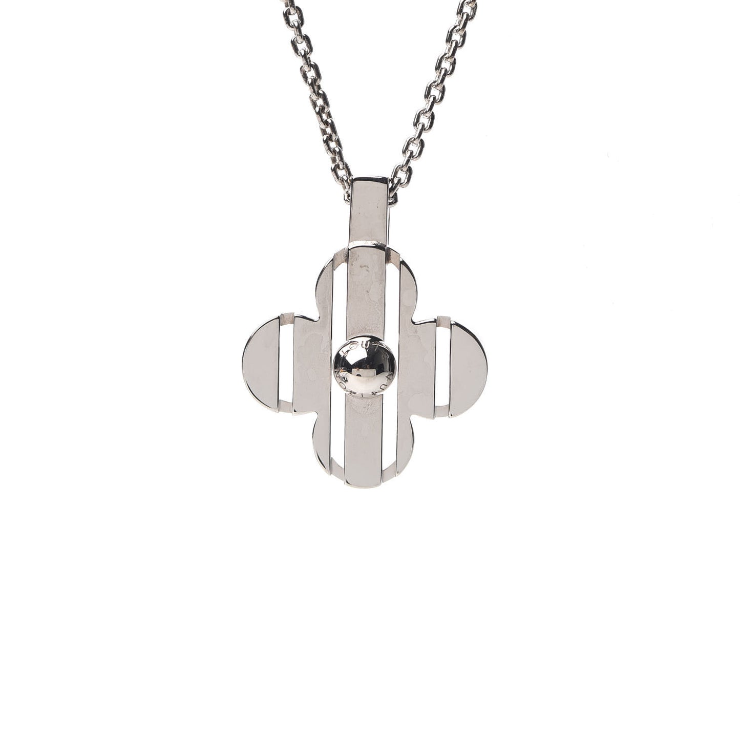 18K White Gold Petite Fleur Pendant Necklace