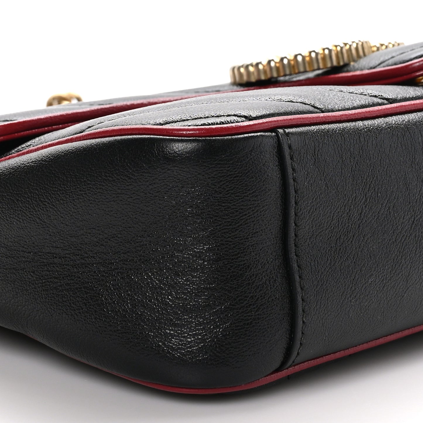 Vintage Effect Calfskin Matelasse Diagonal Small Torchon GG Marmont Shoulder Bag Black Romantic Cherry