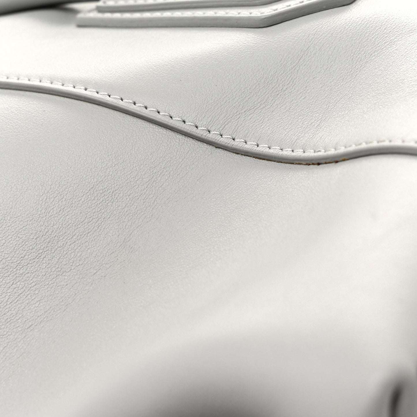Smooth Calfskin Medium Antigona Soft Lock Duffle Bag Pearl Grey