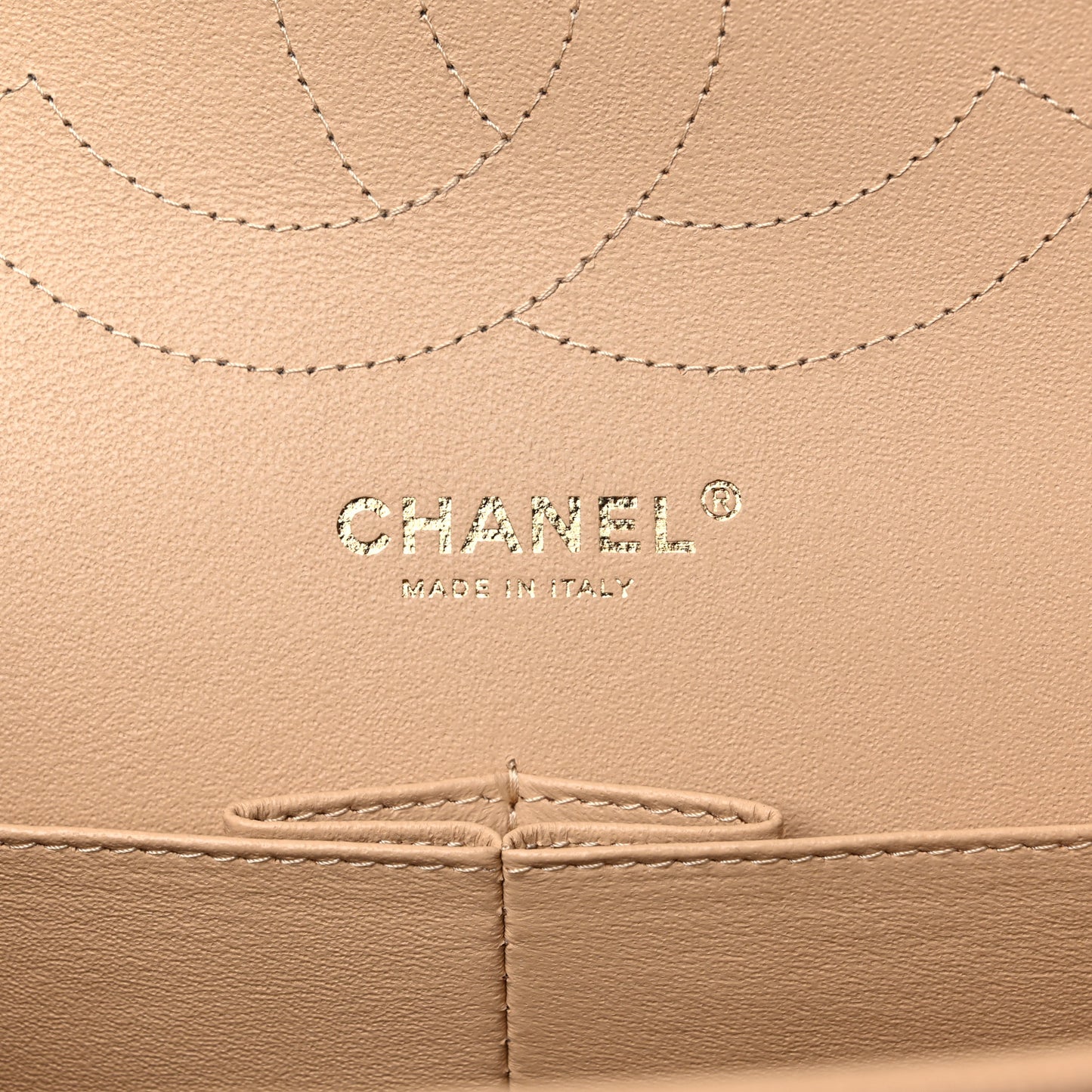 Caviar Quilted Jumbo Double Flap Beige Clair