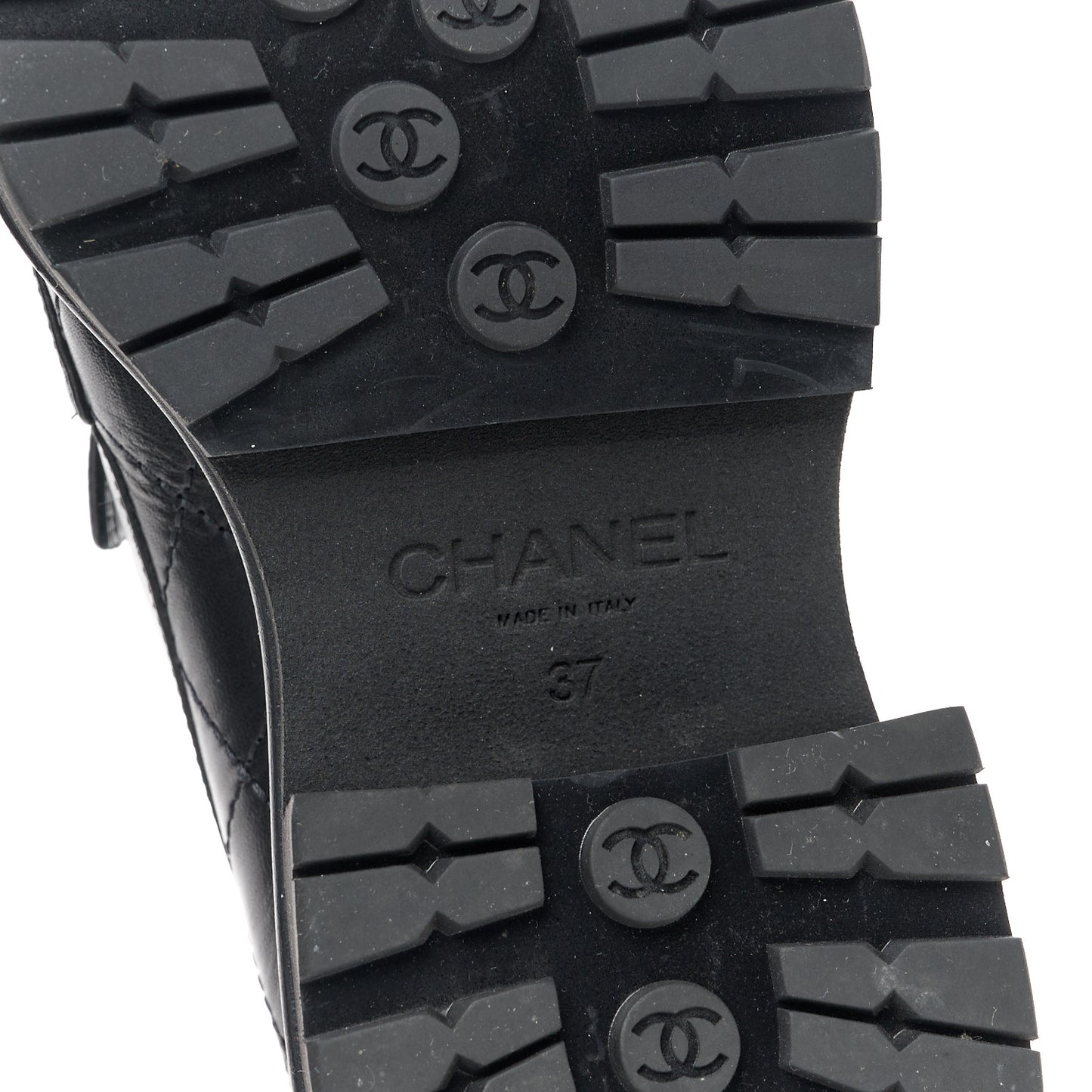 Calfskin Quilted CC Mocassin Loafers 37 Black
