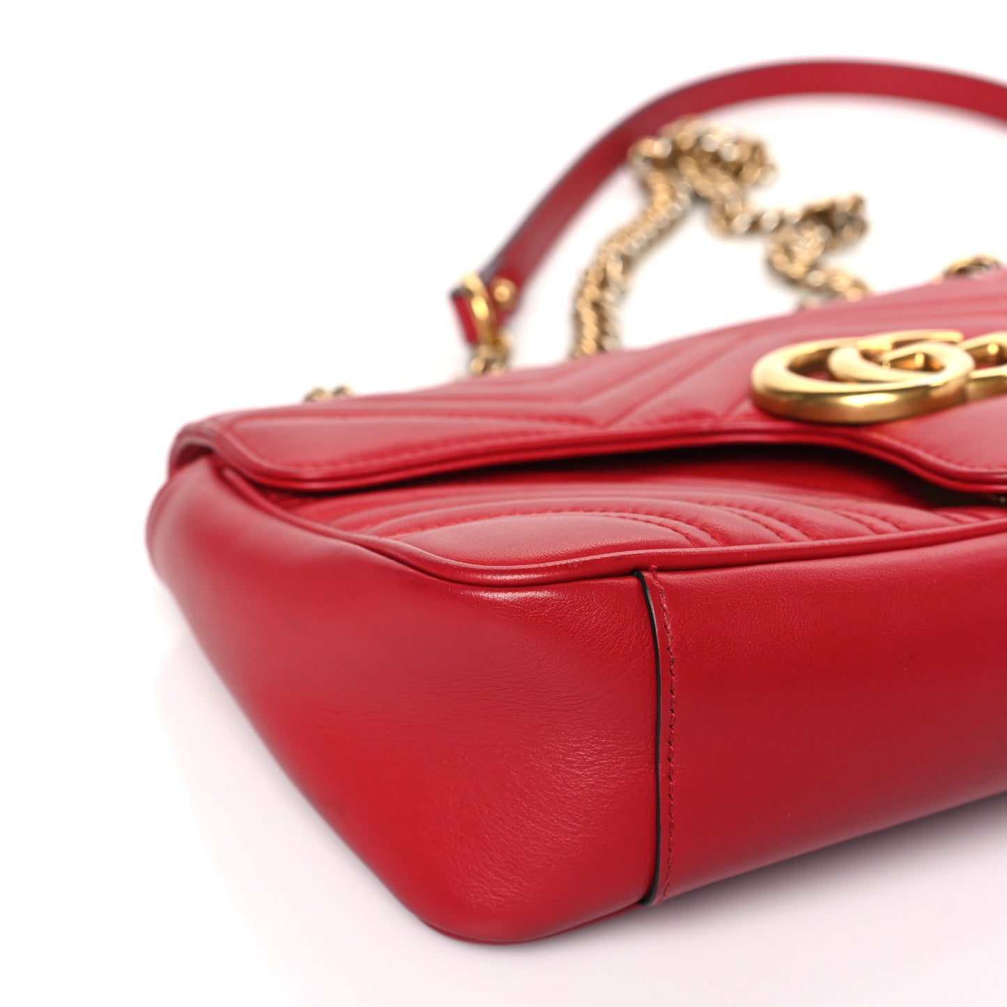 Calfskin Matelasse Small GG Marmont Shoulder Bag Hibiscus Red