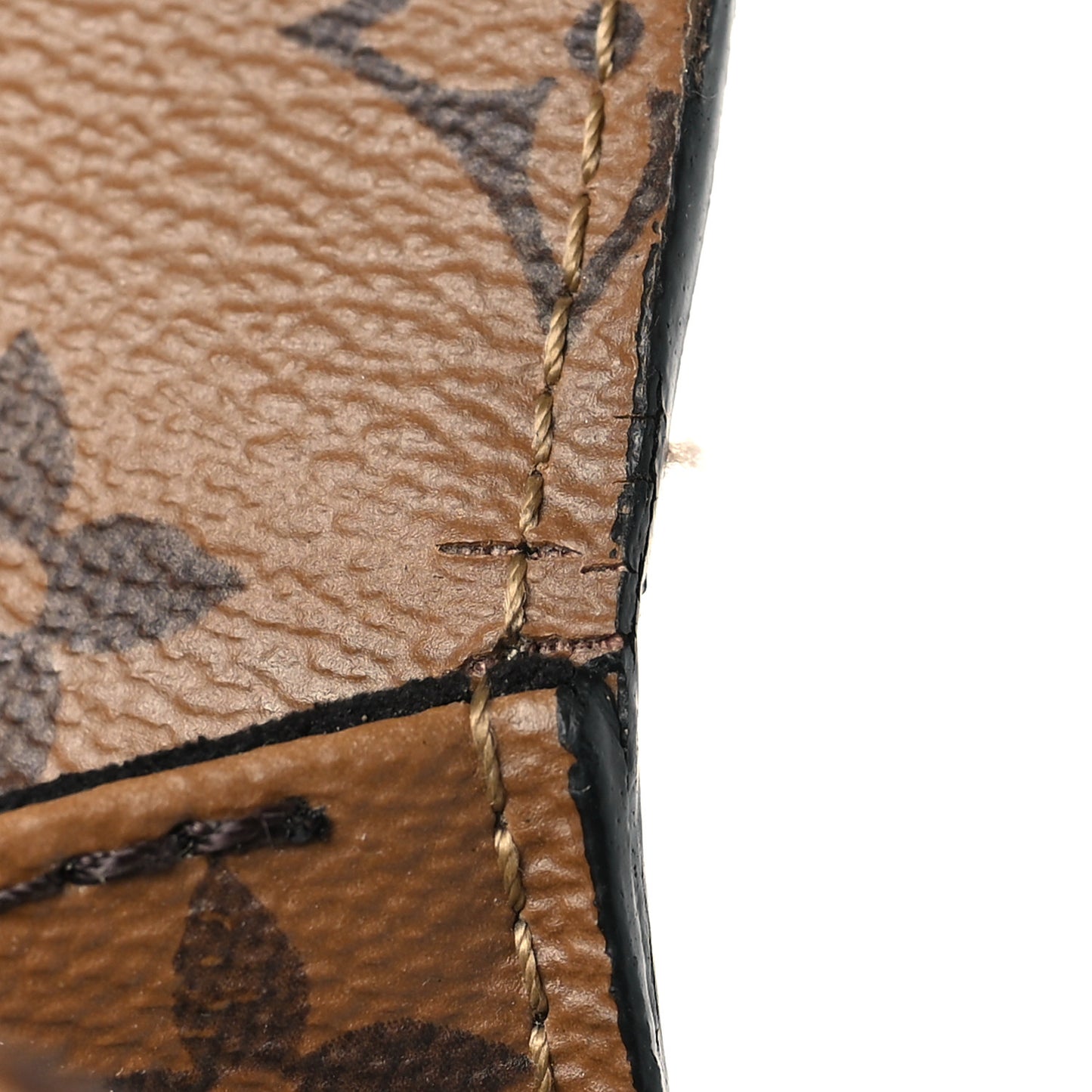 Reverse Monogram Pochette Metis
