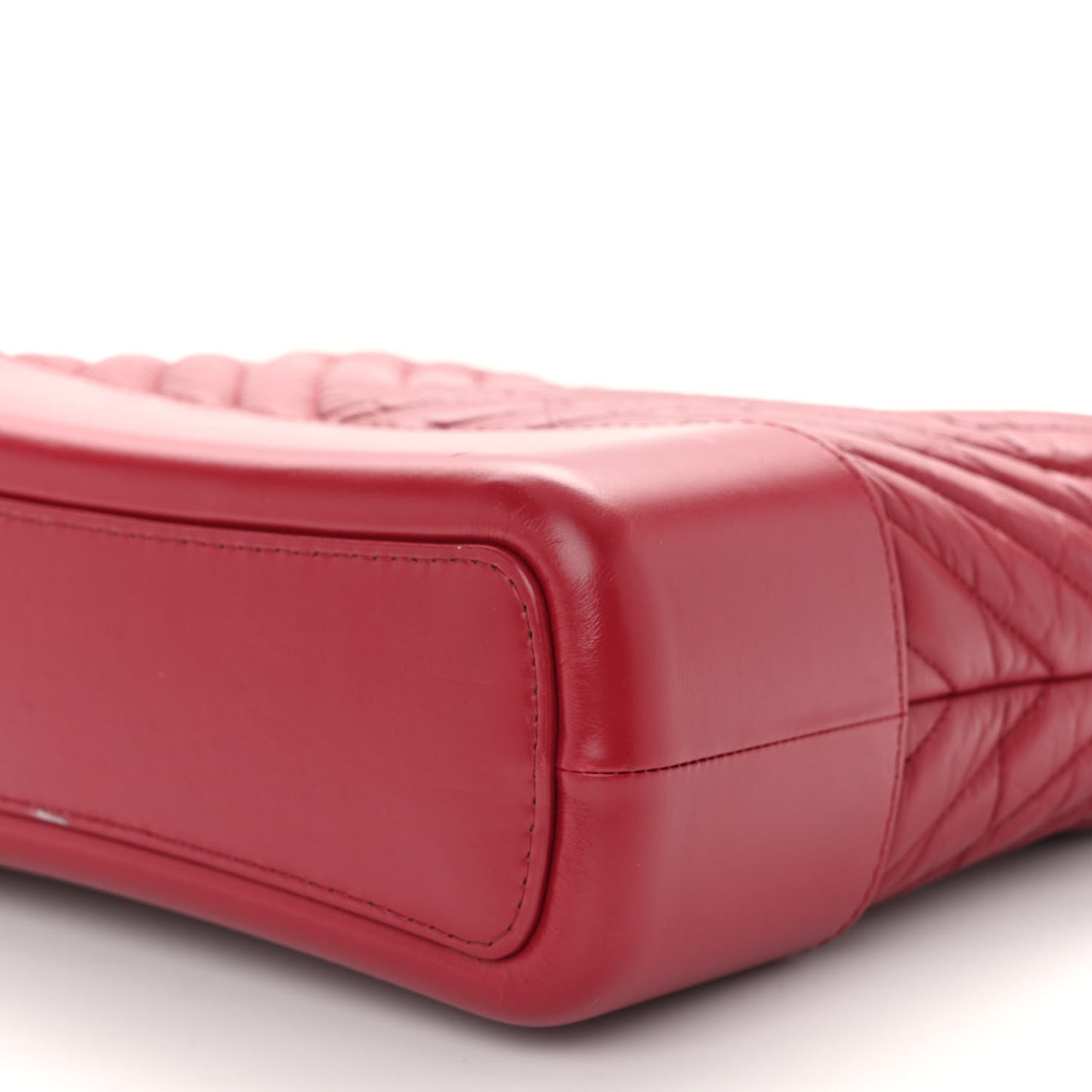 Aged Calfskin Chevron Quilted Medium Gabrielle Hobo Dark Pink