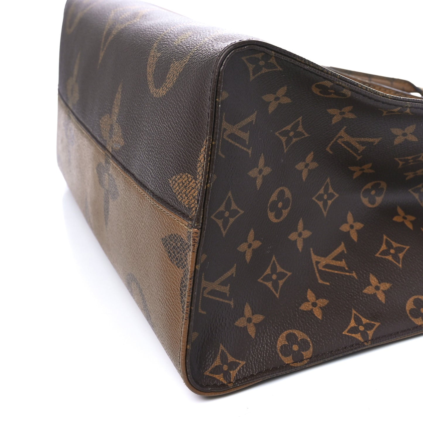 Reverse Monogram Giant Onthego GM