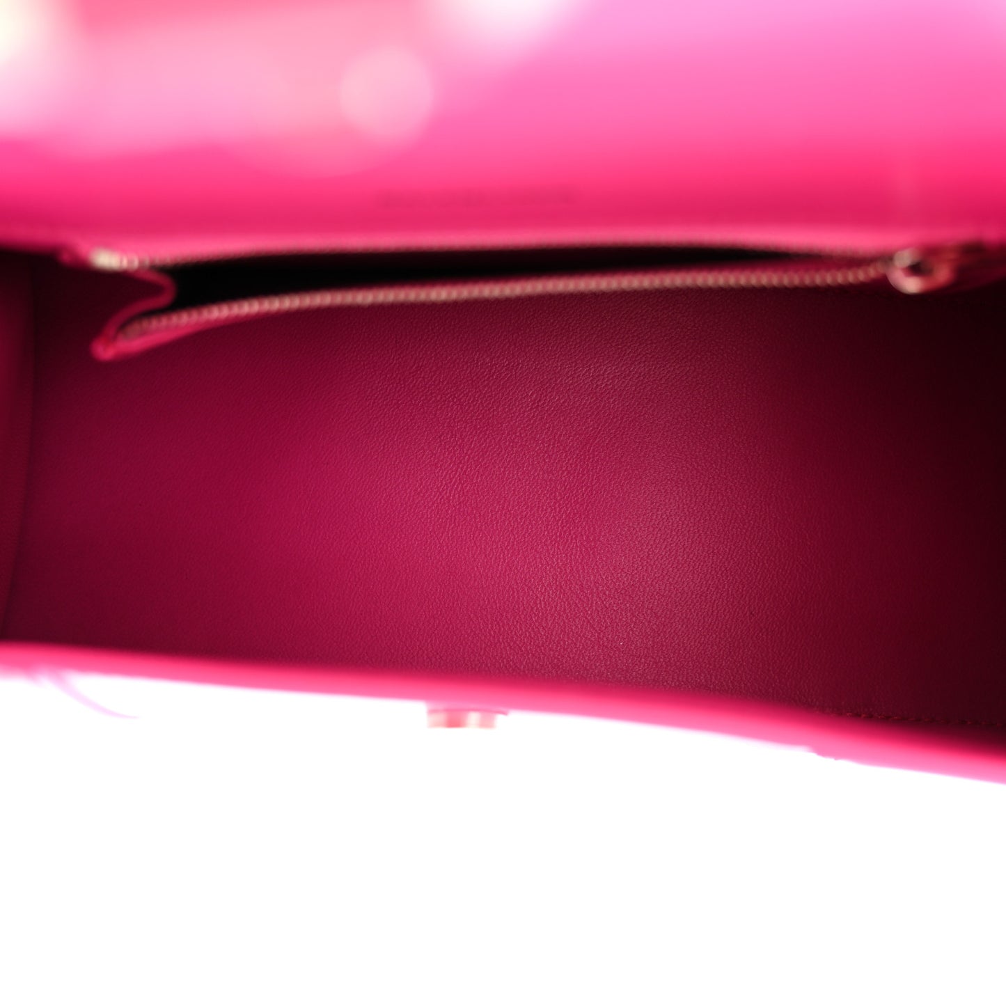 Shiny Box Calfskin Small Hourglass Top Handle Bag Acid Fuchsia