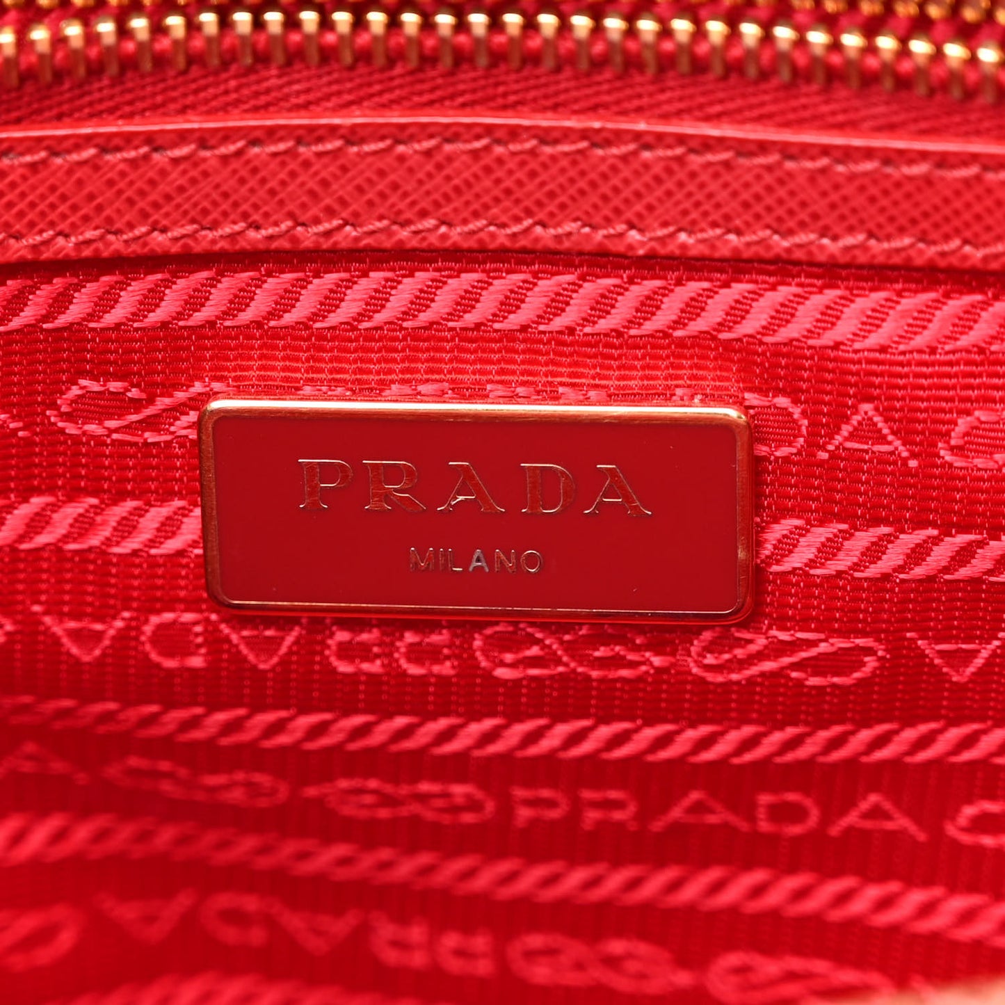 Saffiano Small Galleria Double Zip Tote Fuoco