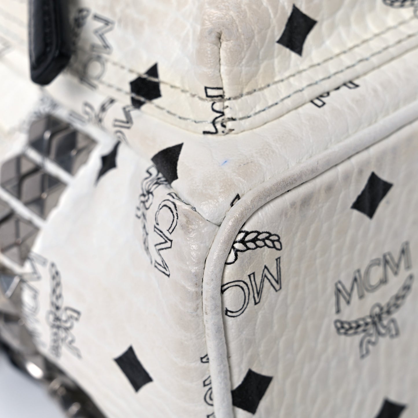 Visetos Side Stud X-Mini Stark Bebe Boo Backpack White