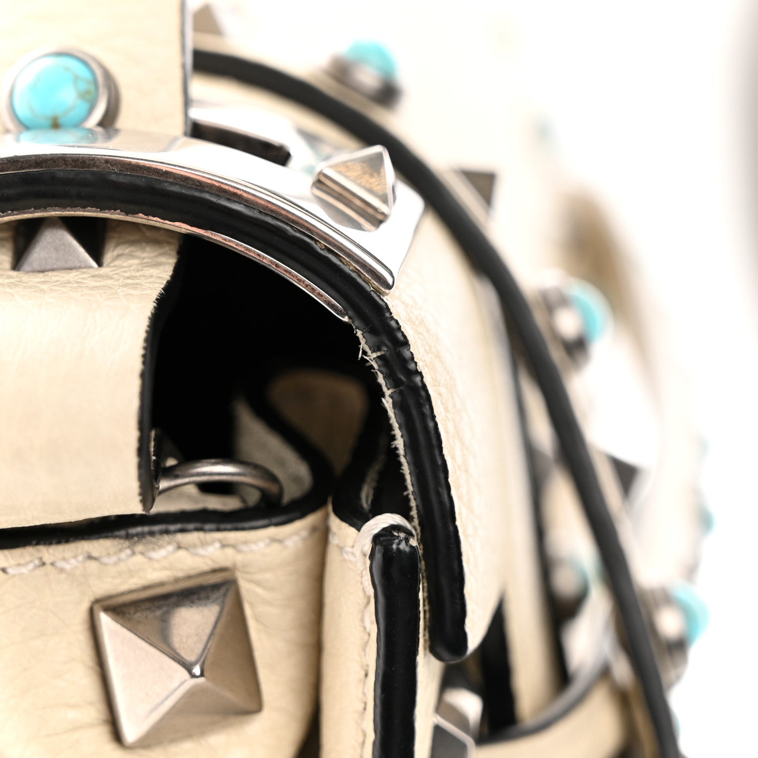 Valentino Garavani Grainy Calfskin My Rockstud Rolling Frame Bag Light Ivory 10 of 11