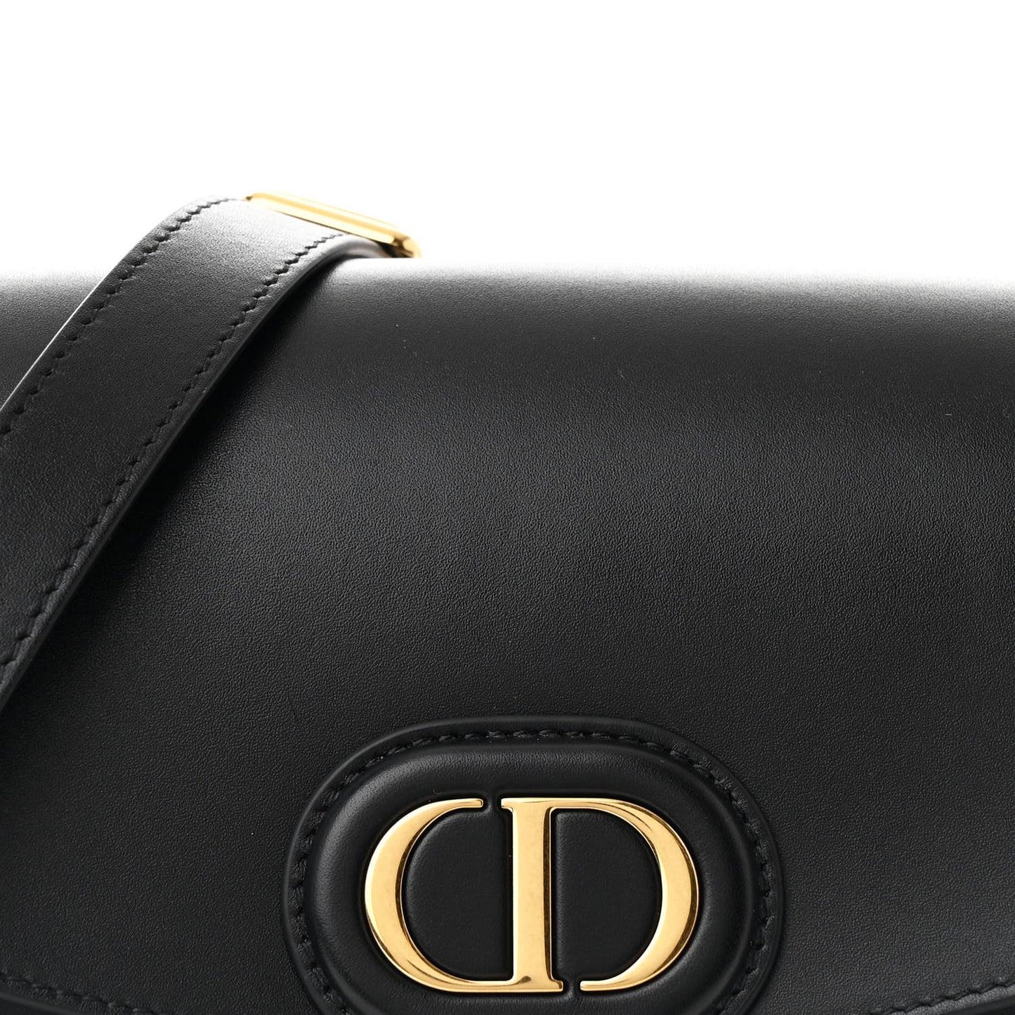 Box Calfskin Medium Bobby Flap Black