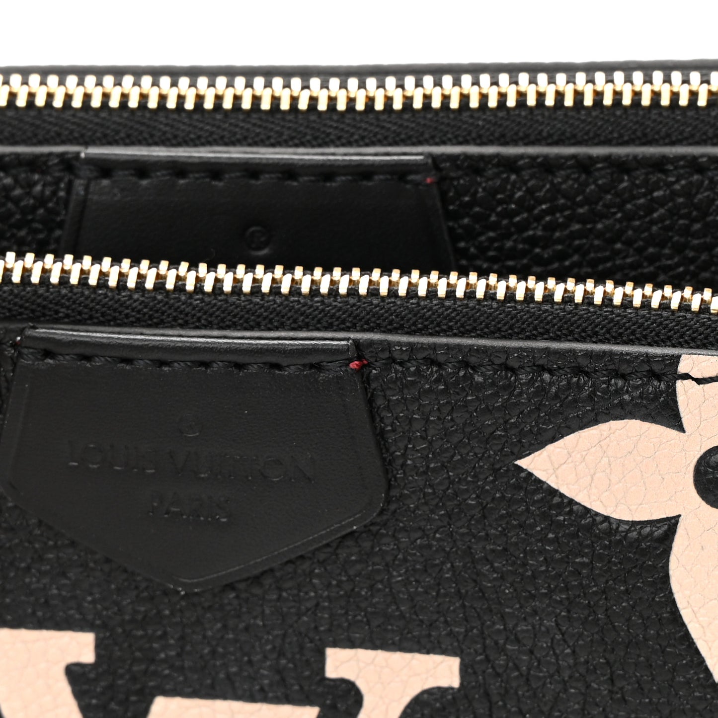 Empreinte Monogram Giant Multi Pochette Accessories Black Beige
