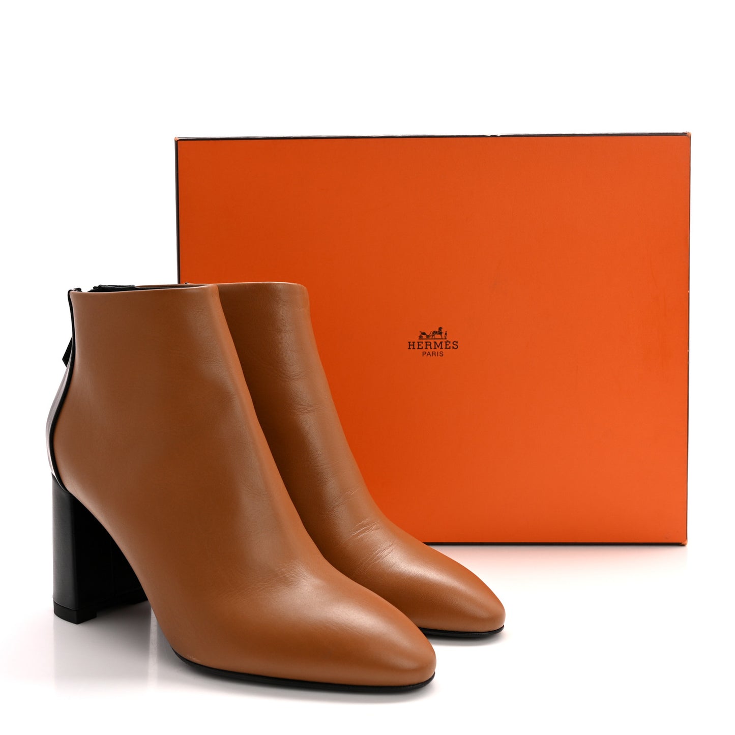 Calfskin Tuscan Two Tone Ankle Boots 38 Naturel Black