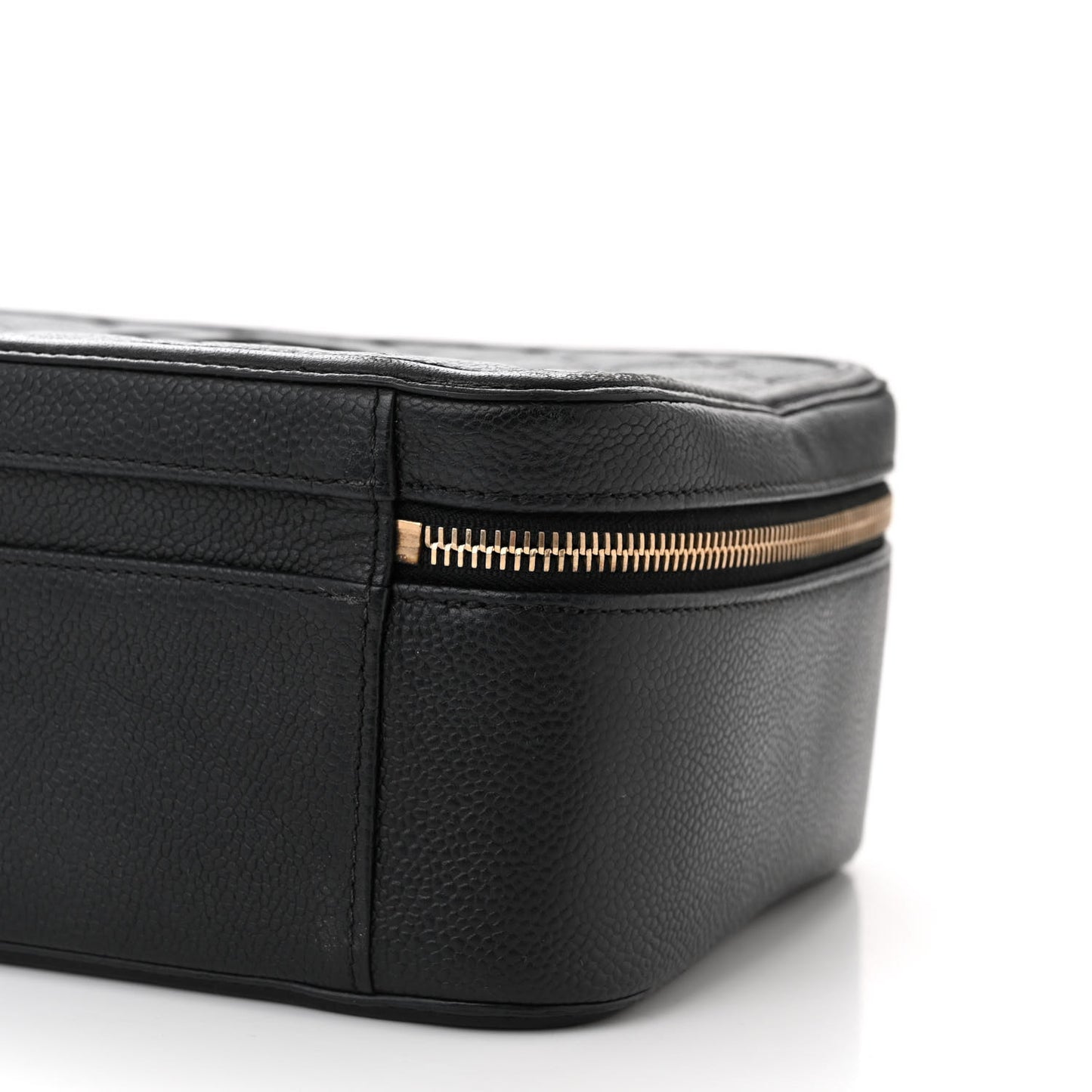 Caviar Quilted Large CC Filigree Vanity Case Black
