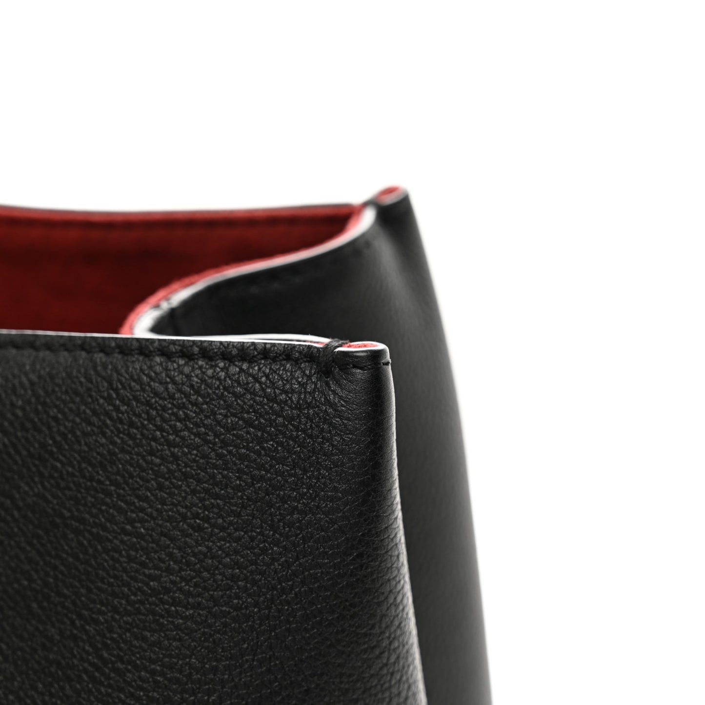 Grained Calfskin Lockme Shopper Black