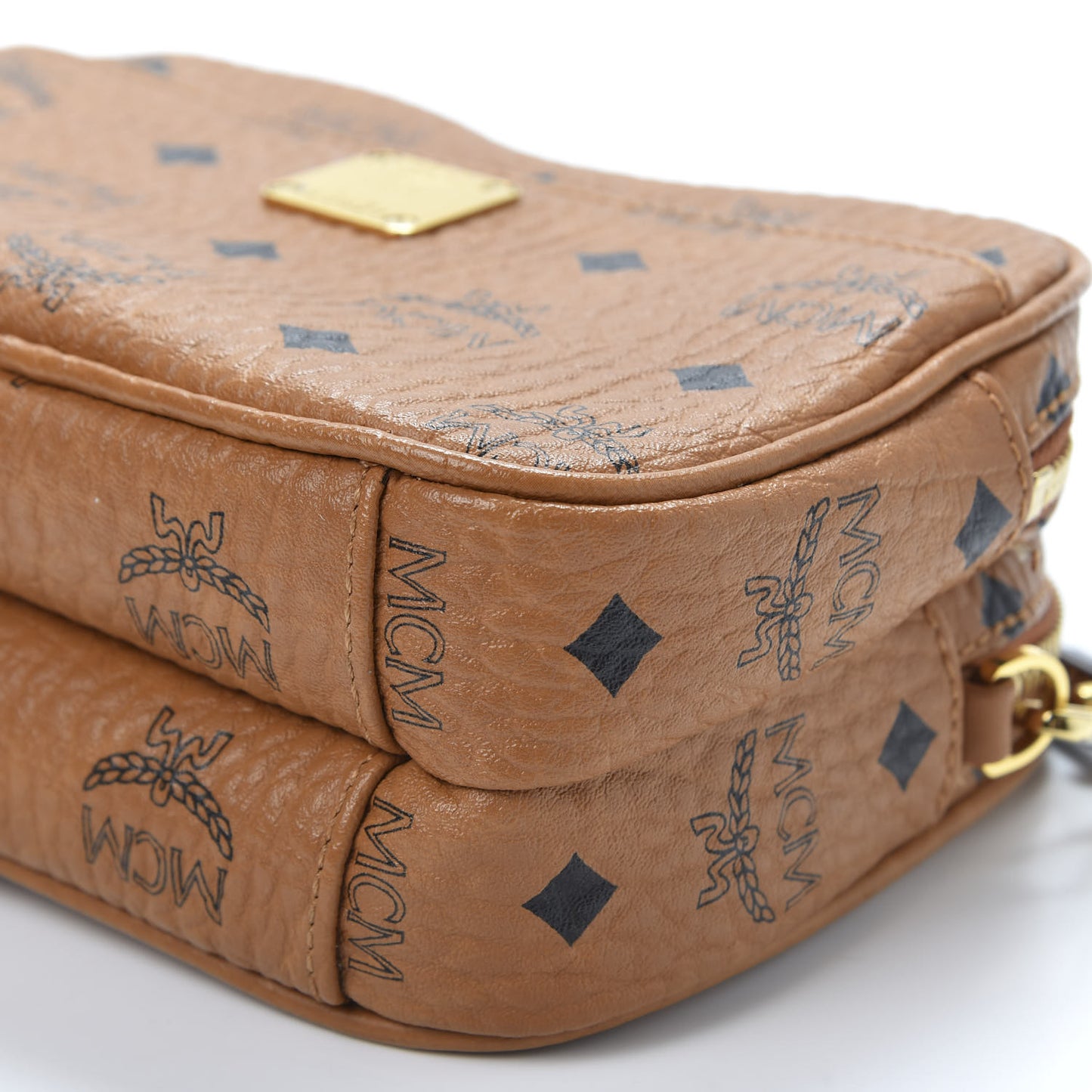 Visetos Camera Crossbody Bag Cognac