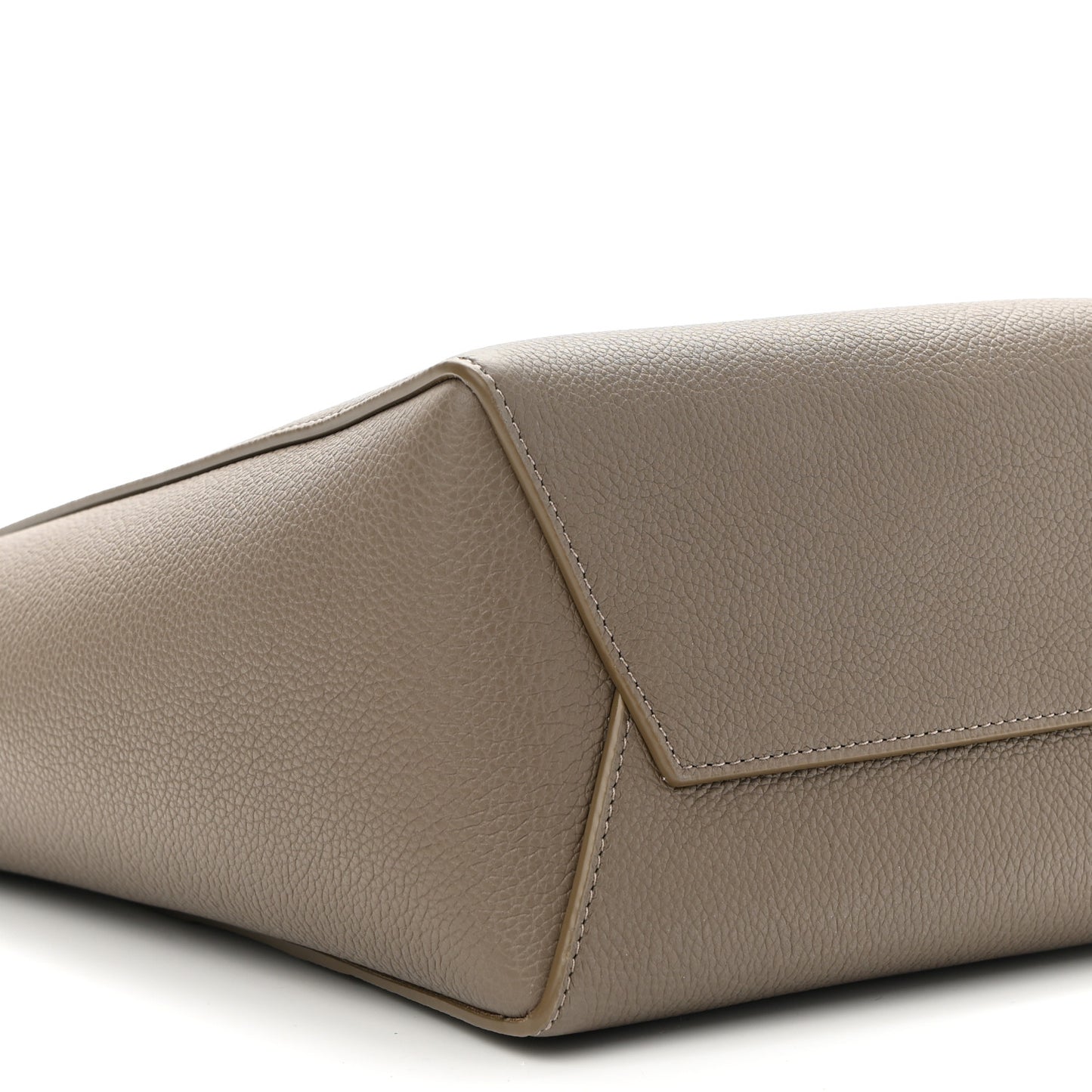 Soft Grained Calfskin Small Sangle Bucket Bag Taupe