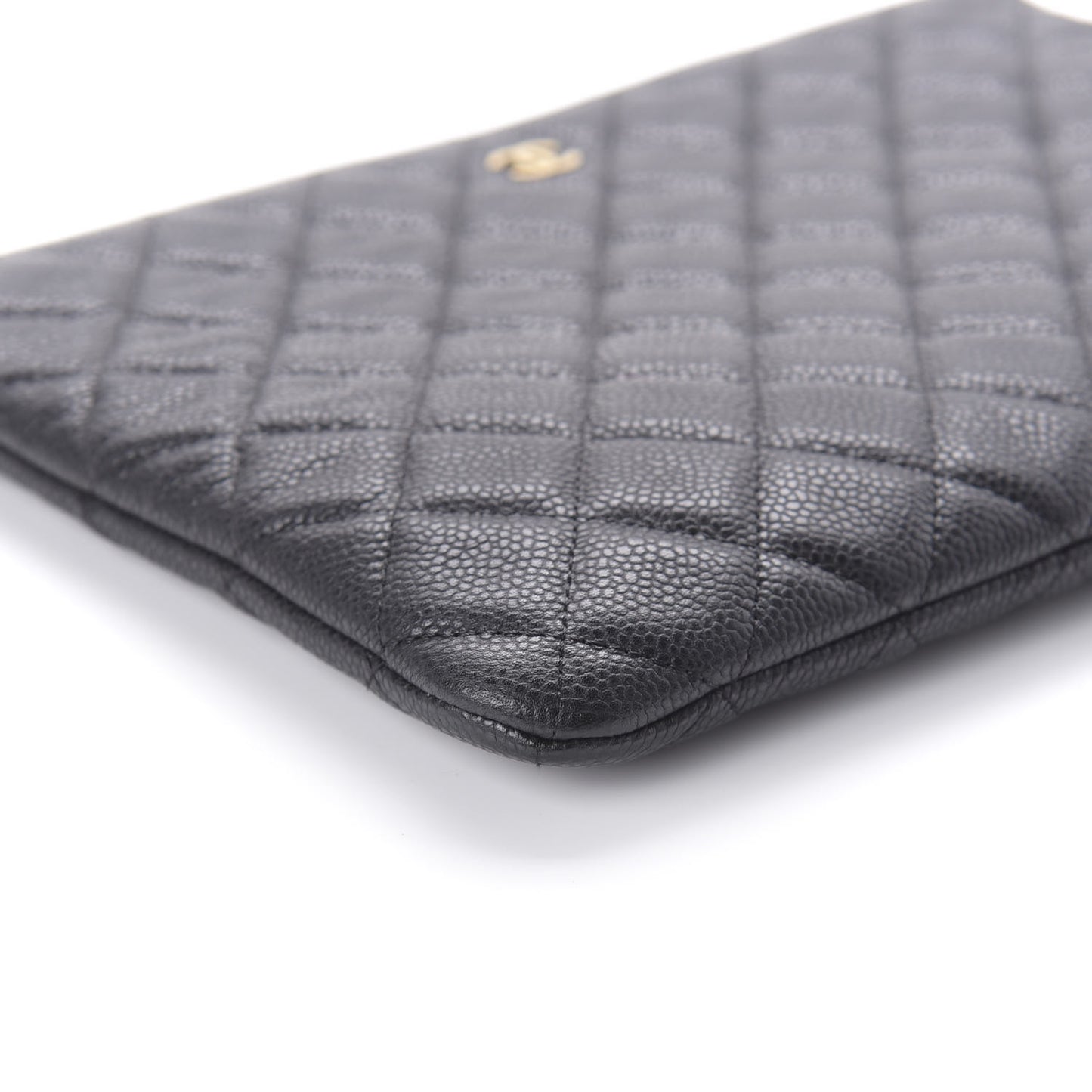 Caviar Quilted Medium Cosmetic Case Black