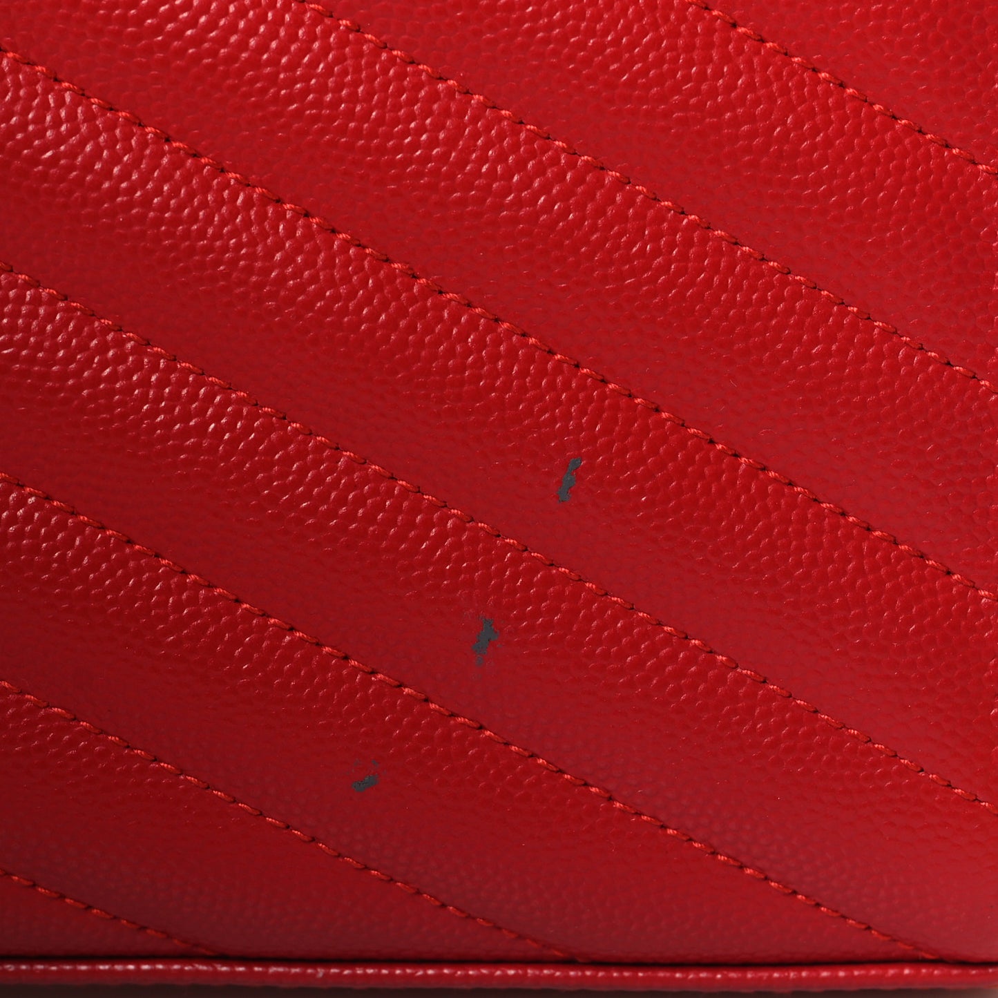 Grain De Poudre Matelasse Chevron Monogram Chain Wallet Red